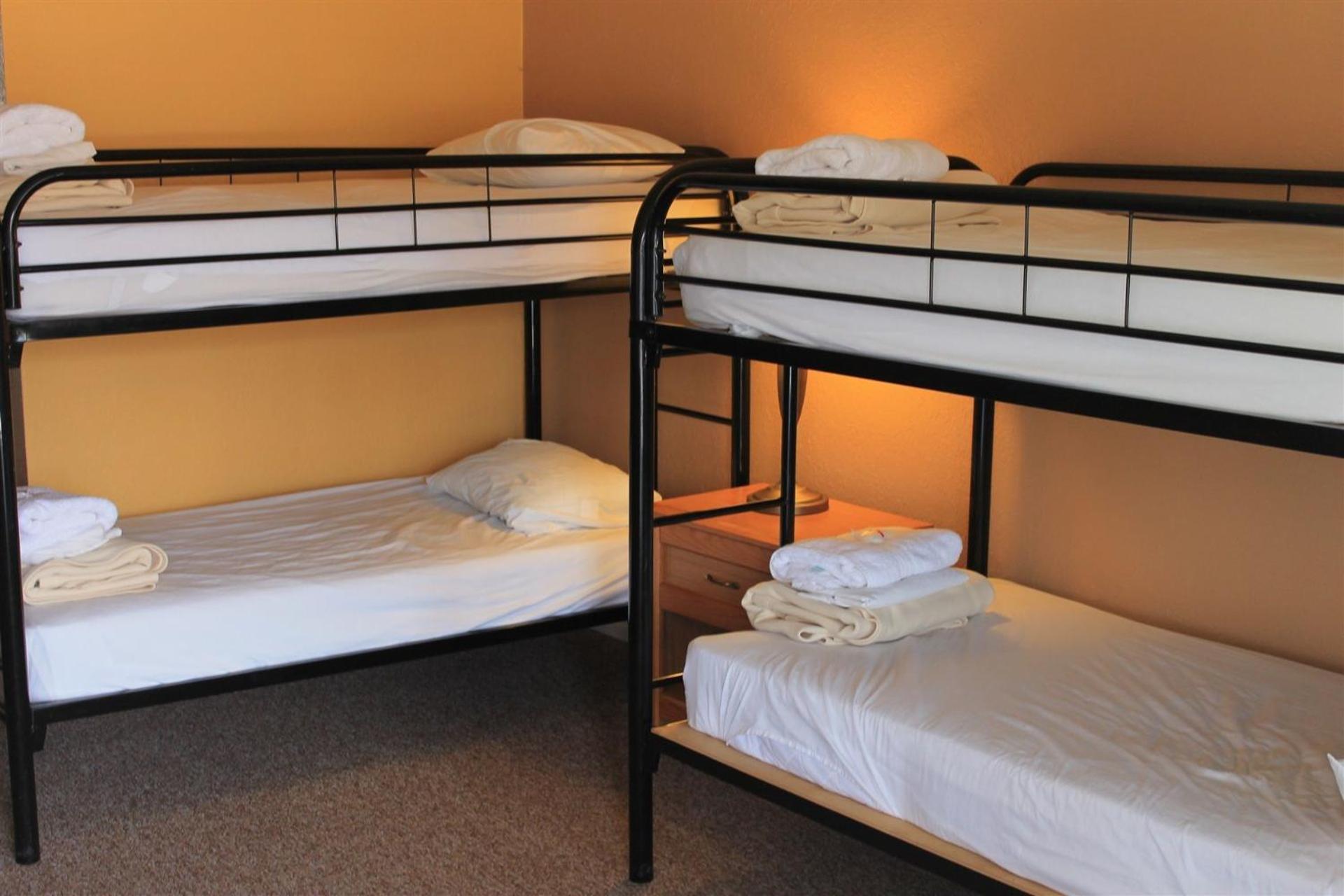 Whitney Portal Hotel And Hostel photo 41