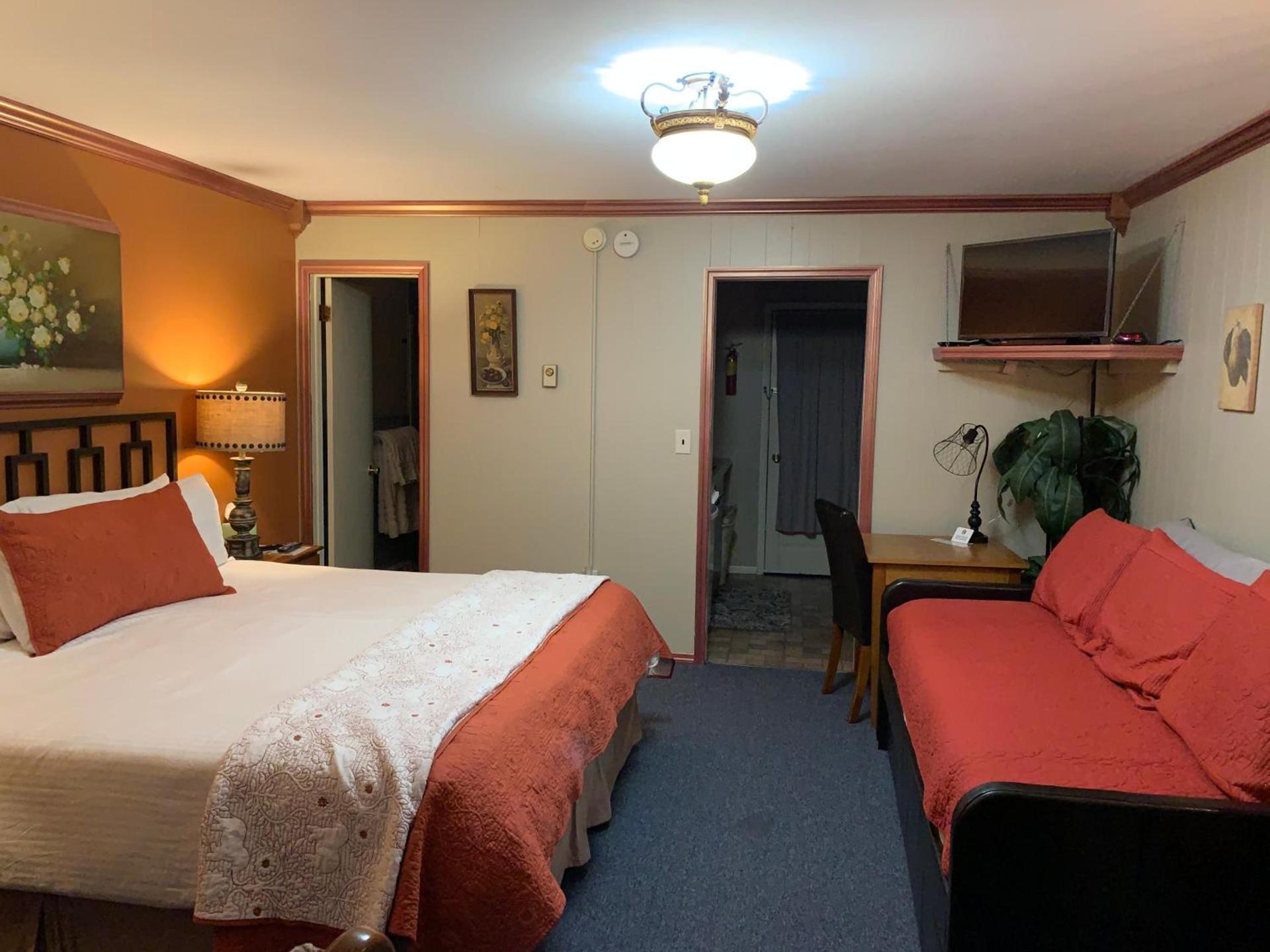 Starlite Motel & Suites photo 37