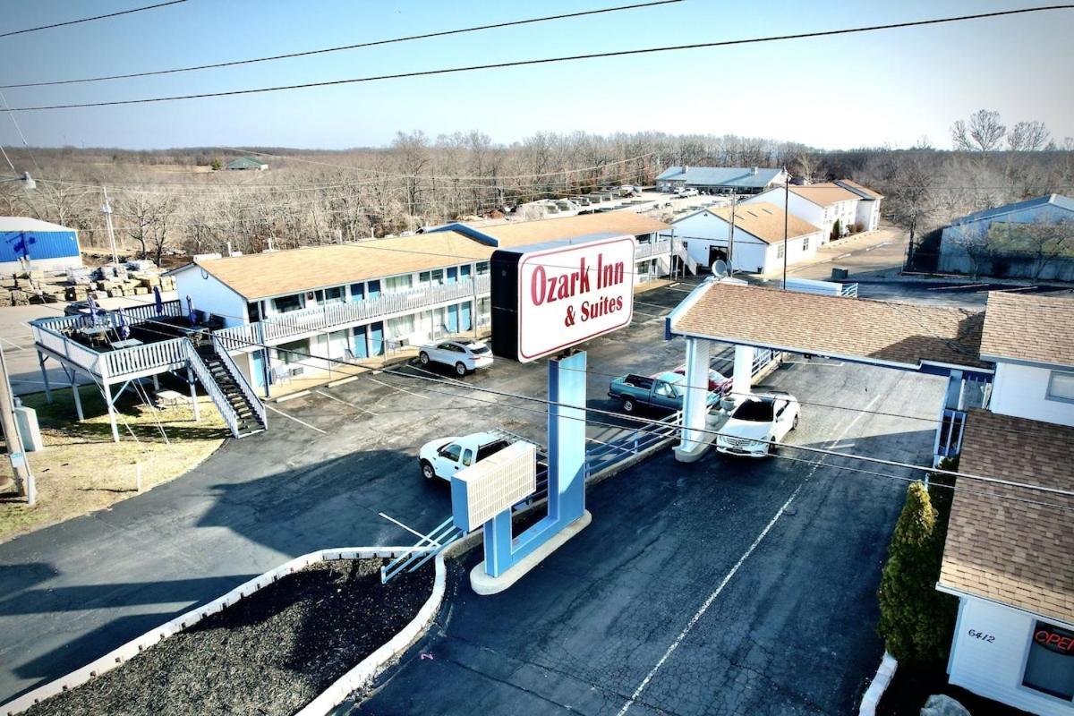 Ozark Inn and Suites photo 2