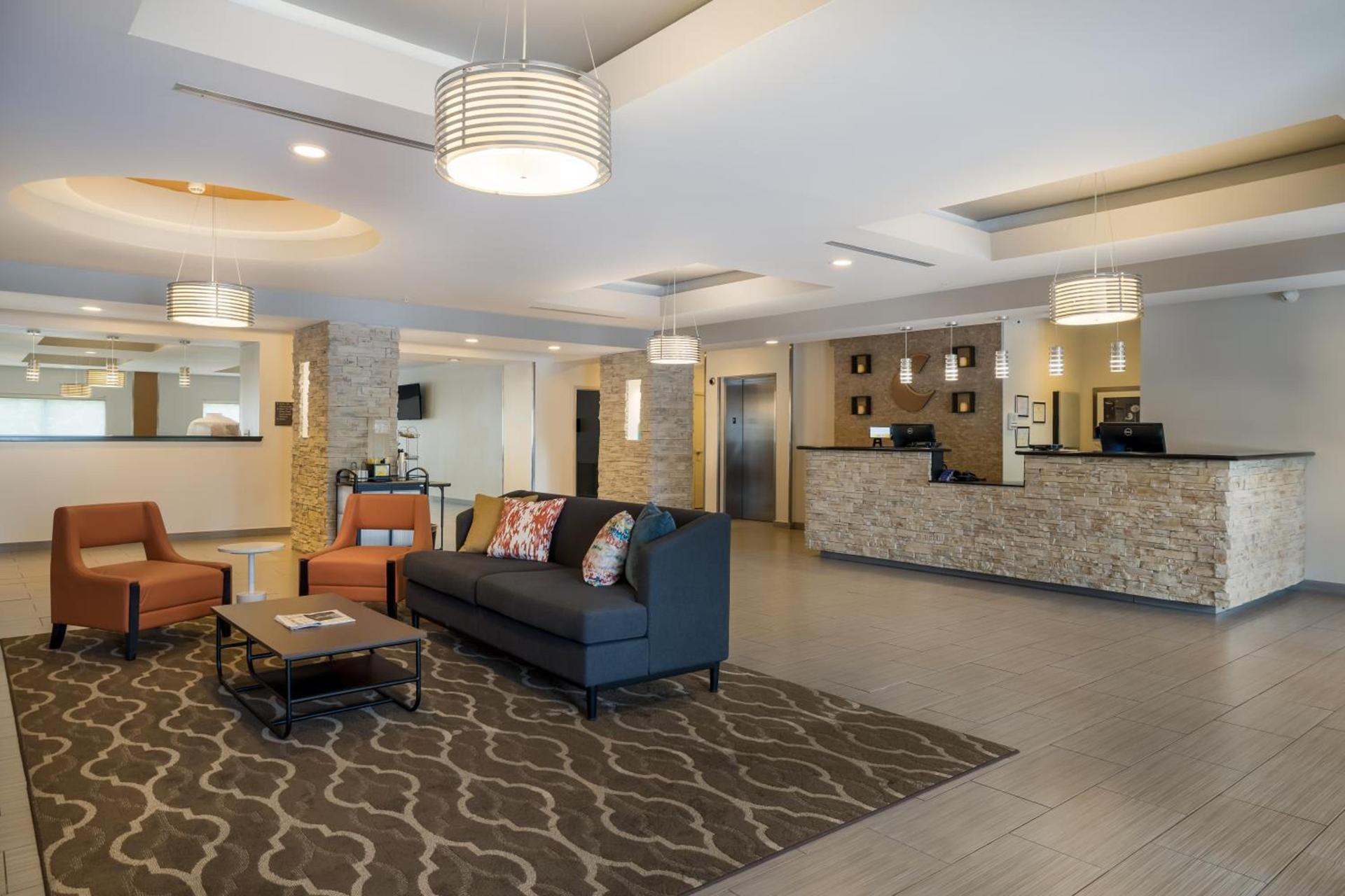Comfort Suites Denham Springs photo 30