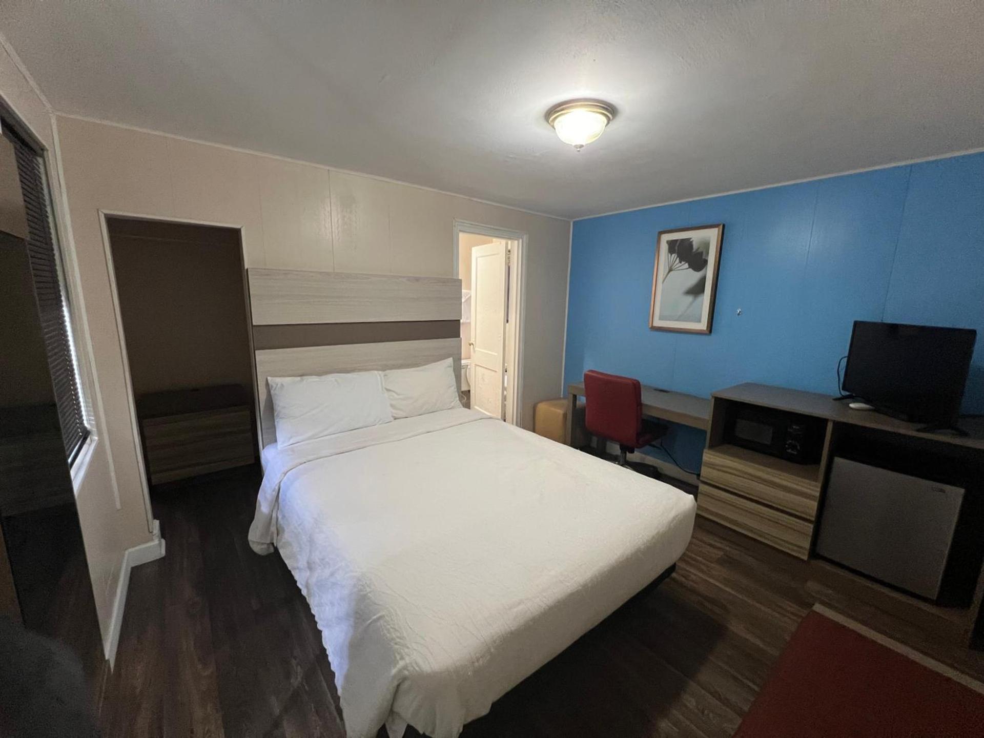Turbeville Inn & Suites-I95 photo 26