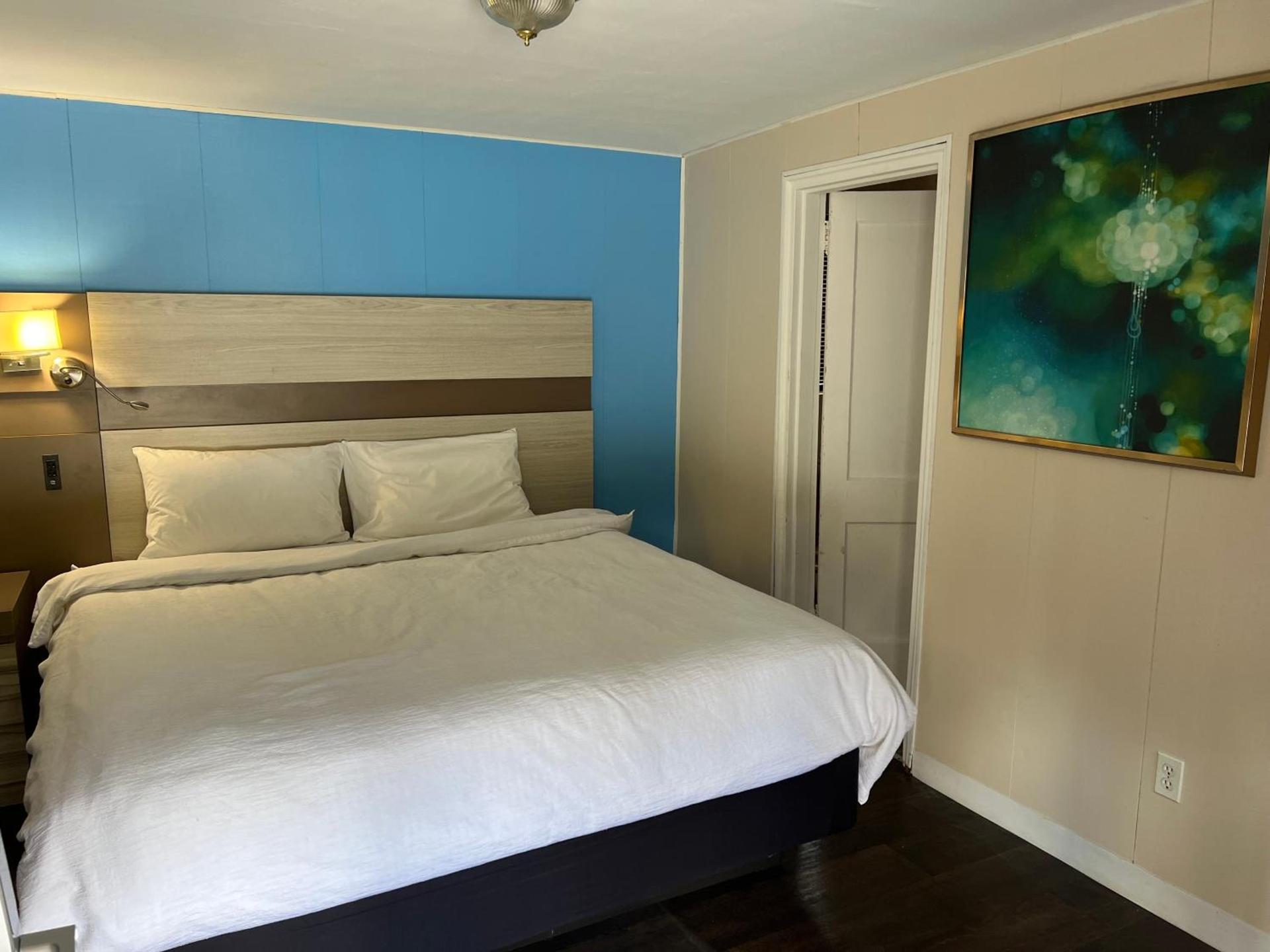 Turbeville Inn & Suites-I95 photo 6