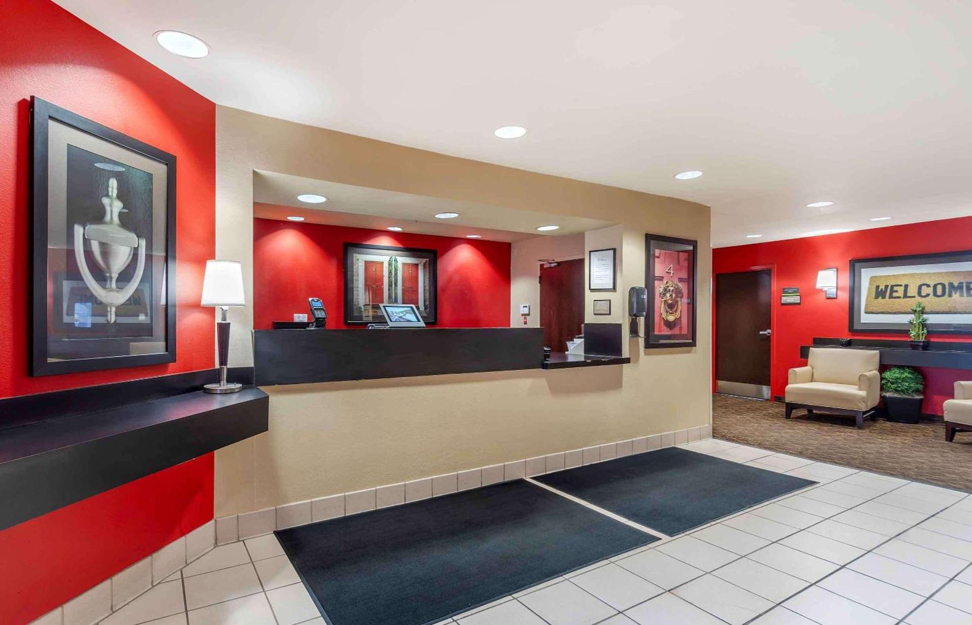 Extended Stay America Suites - Chicago - Woodfield Mall photo 3