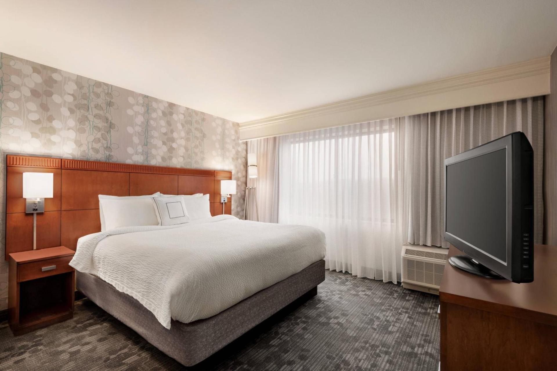 Courtyard by Marriott Potomac Mills Woodbridge photo 23
