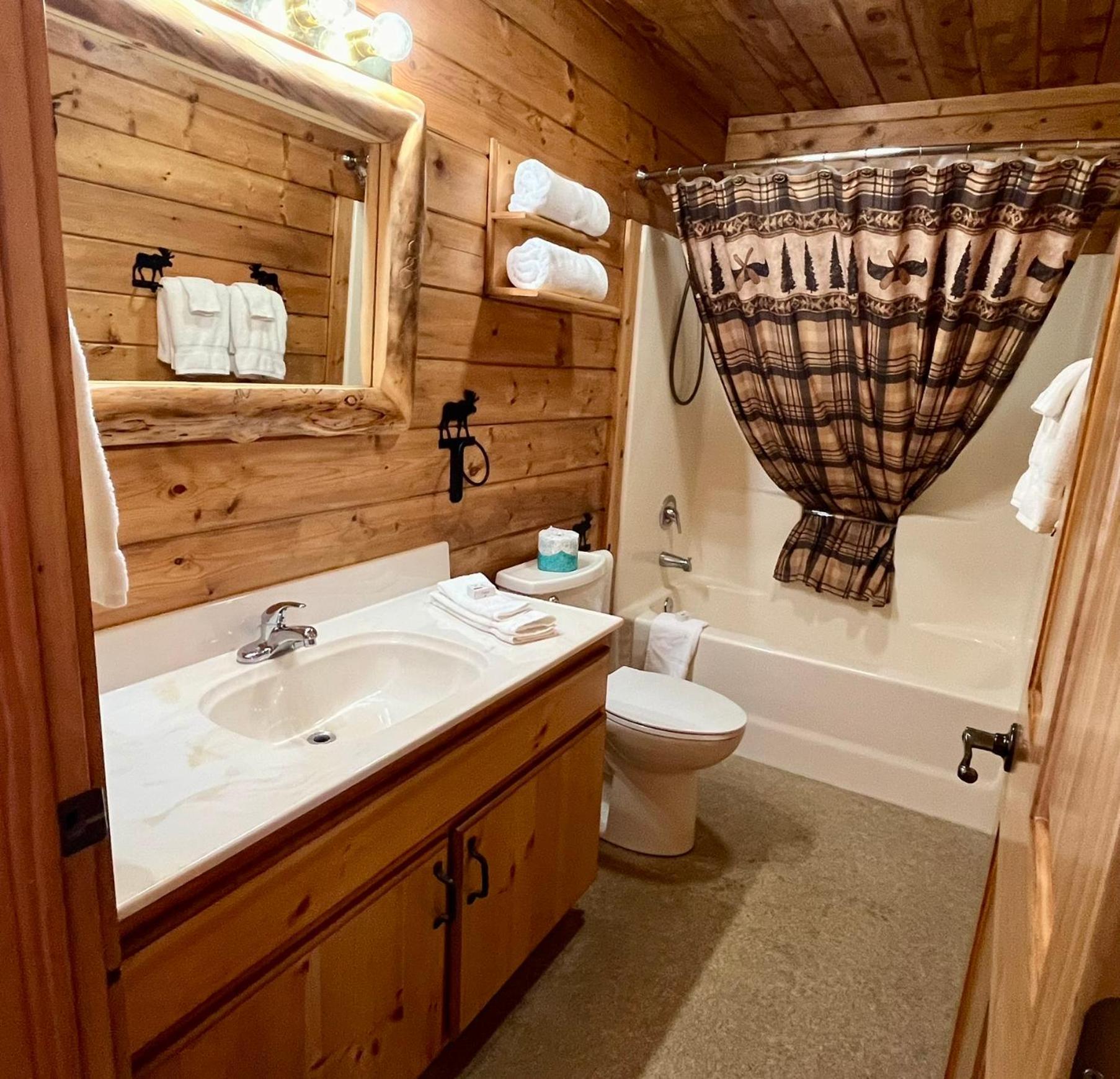 Badlands Frontier Cabins photo 33