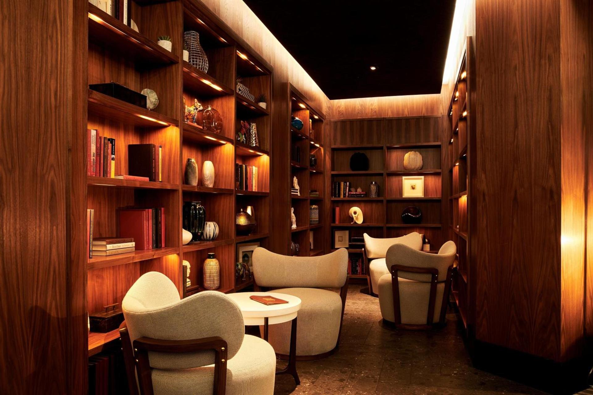 VEA Newport Beach, a Marriott Resort & Spa photo 78