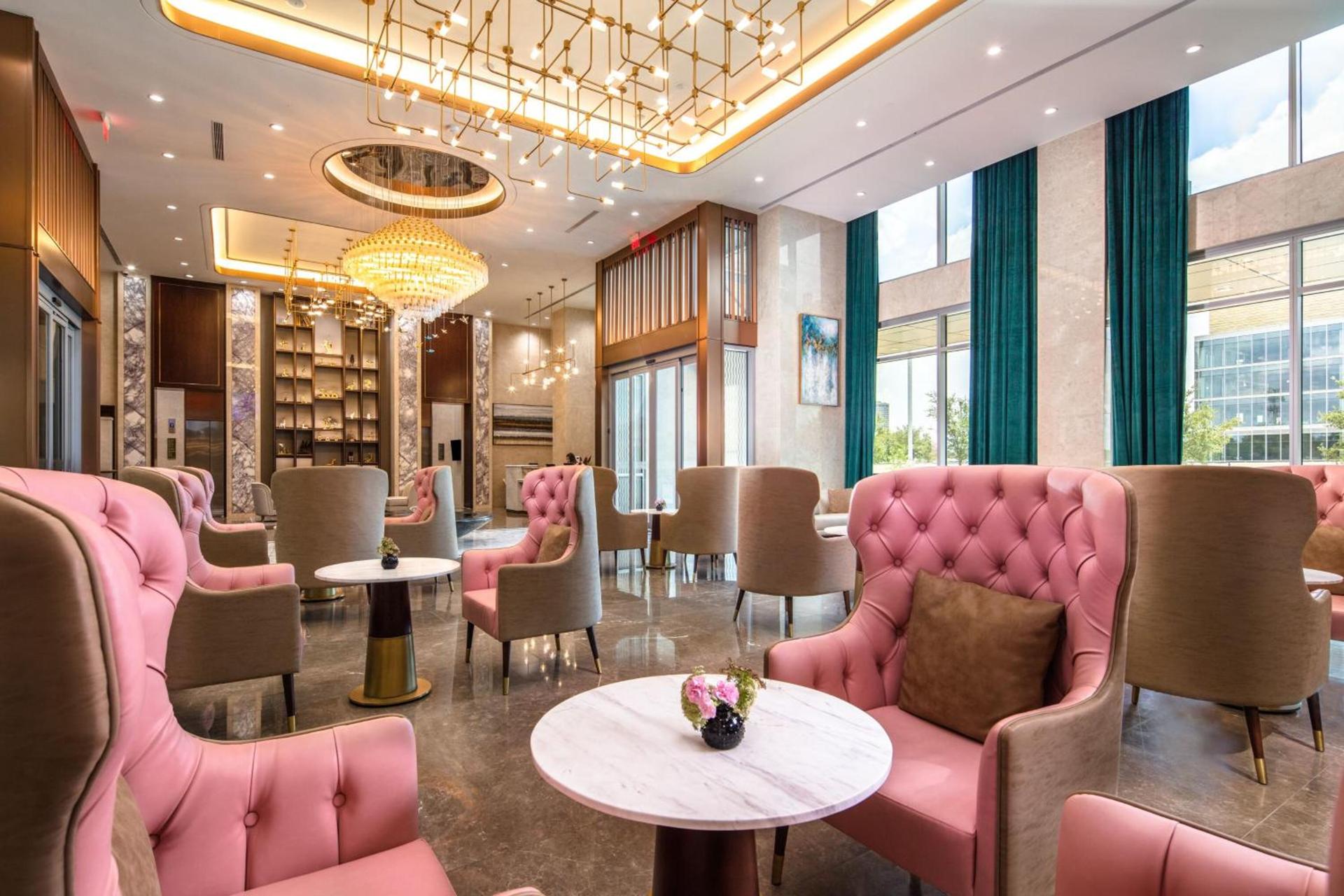 Blossom Hotel Houston, Curio Collection by Hilton photo 49
