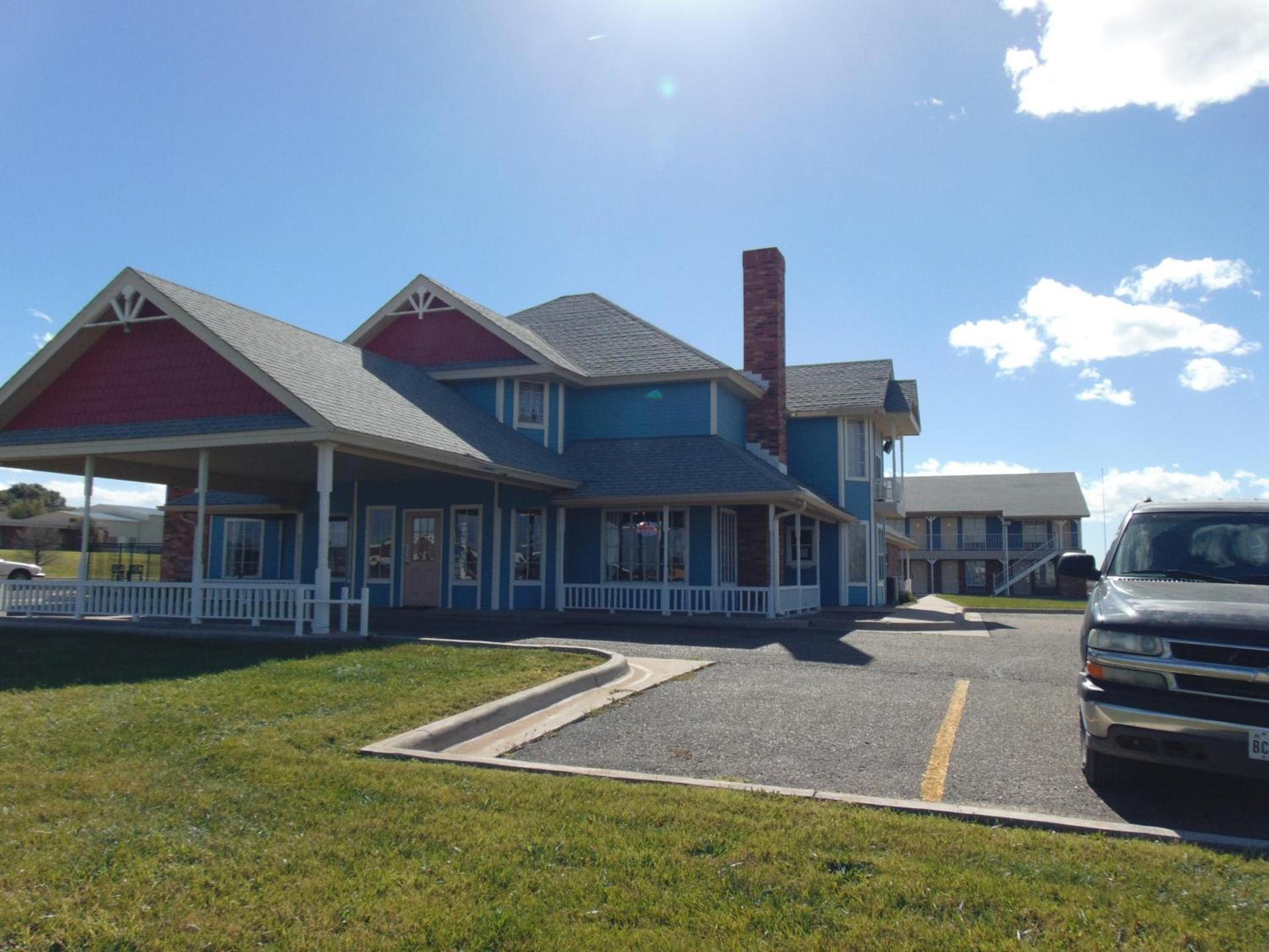 Heritage House Inn photo 1
