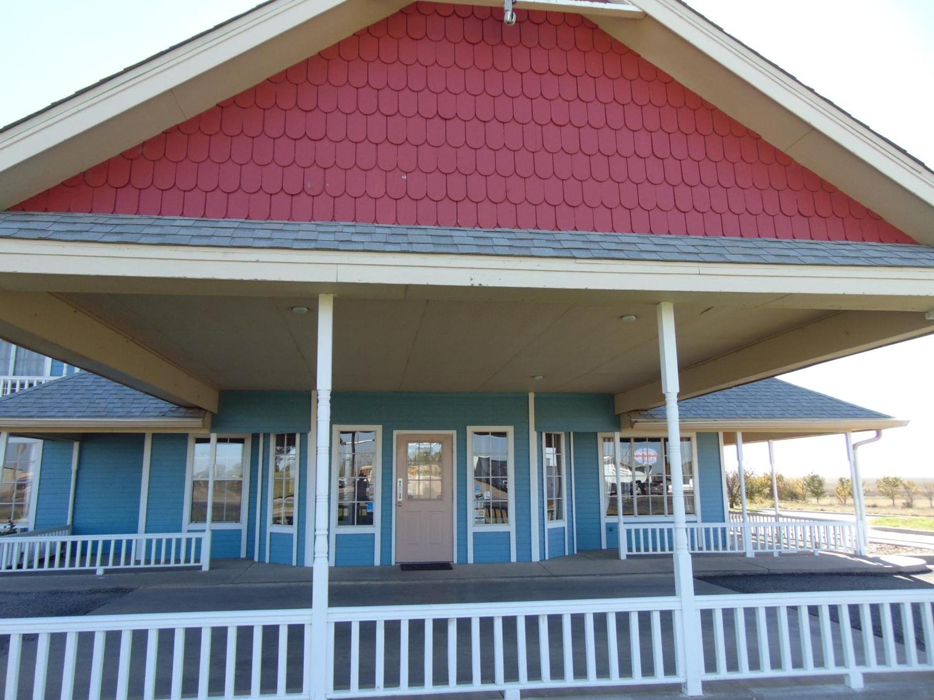 Heritage House Inn photo 14