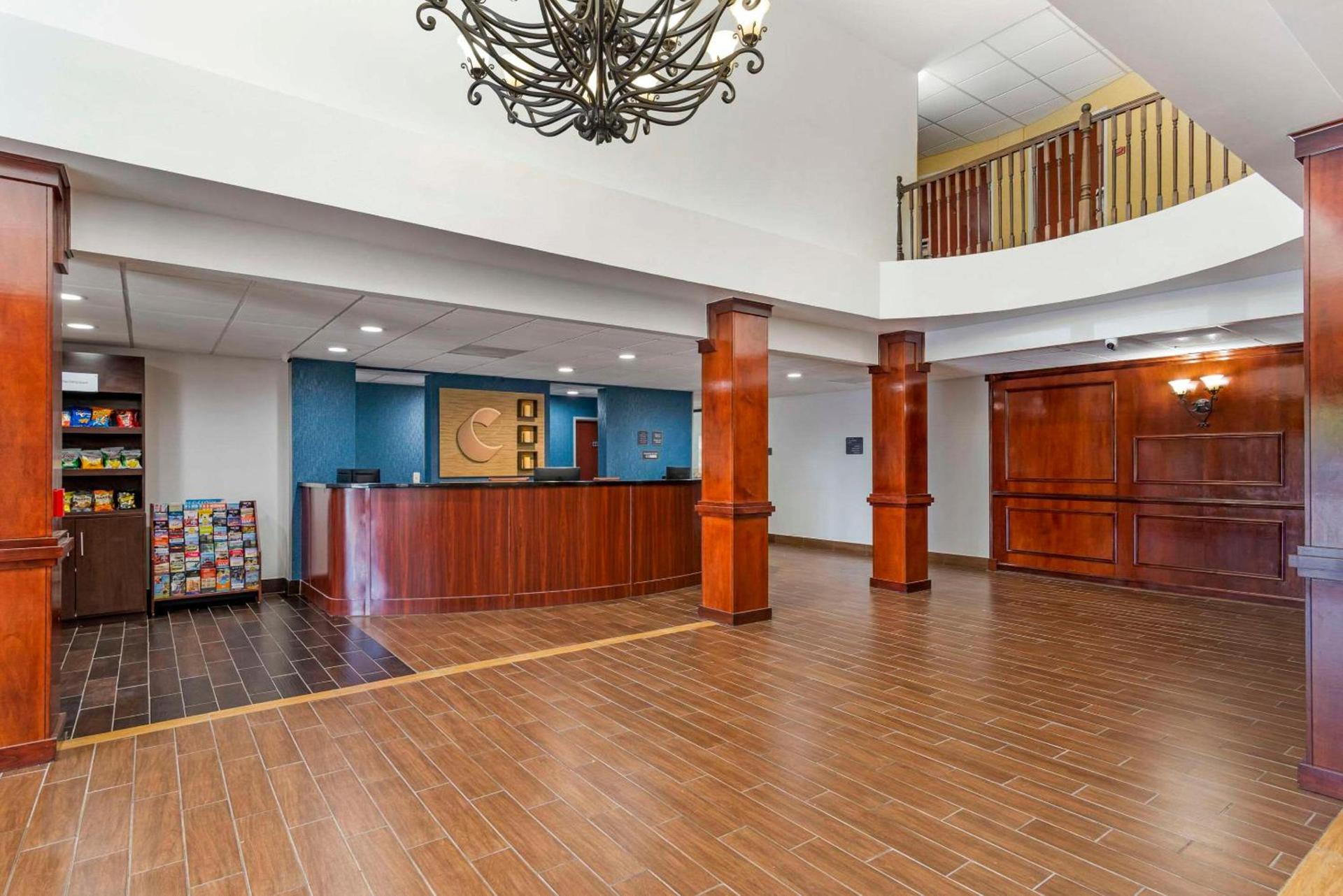 Comfort Suites Atlanta Airport photo 6