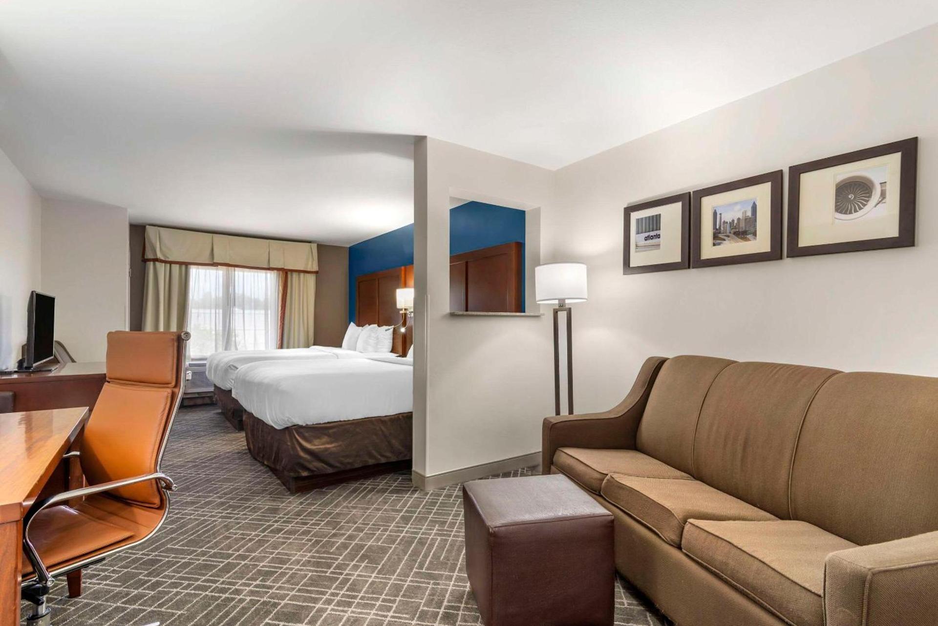 Comfort Suites Atlanta Airport photo 12