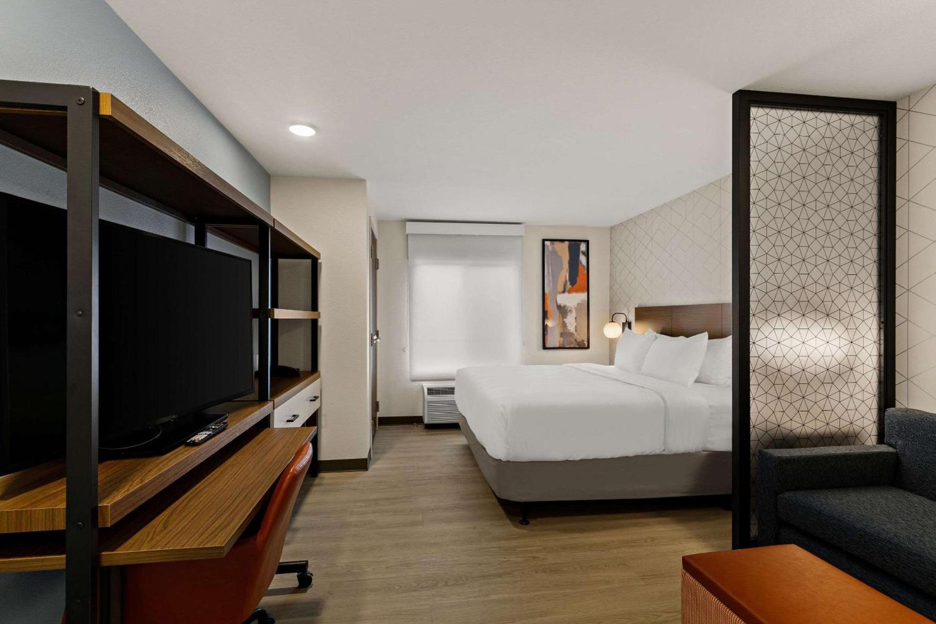 Everhome Suites Temecula photo 15