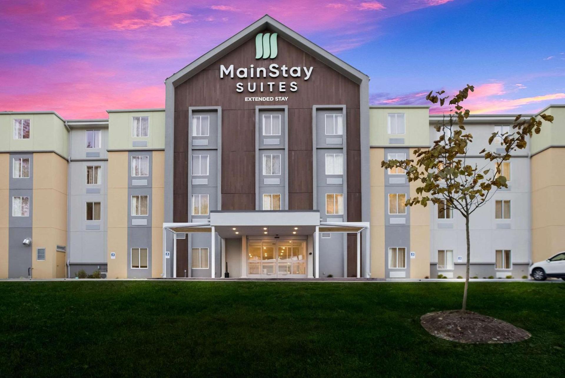 MainStay Suites Gatlinburg Downtown Area photo 1