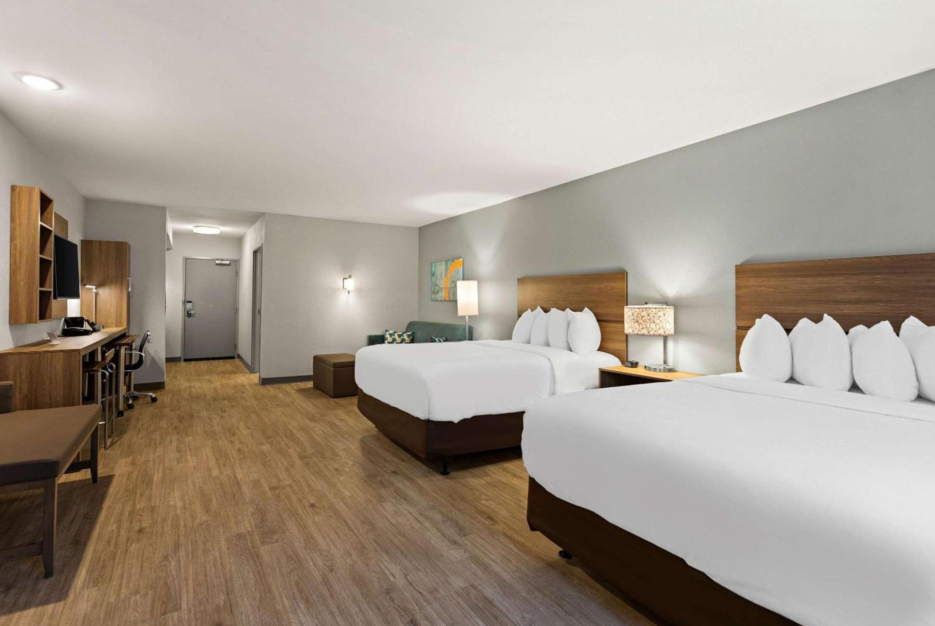 MainStay Suites Gatlinburg Downtown Area photo 11