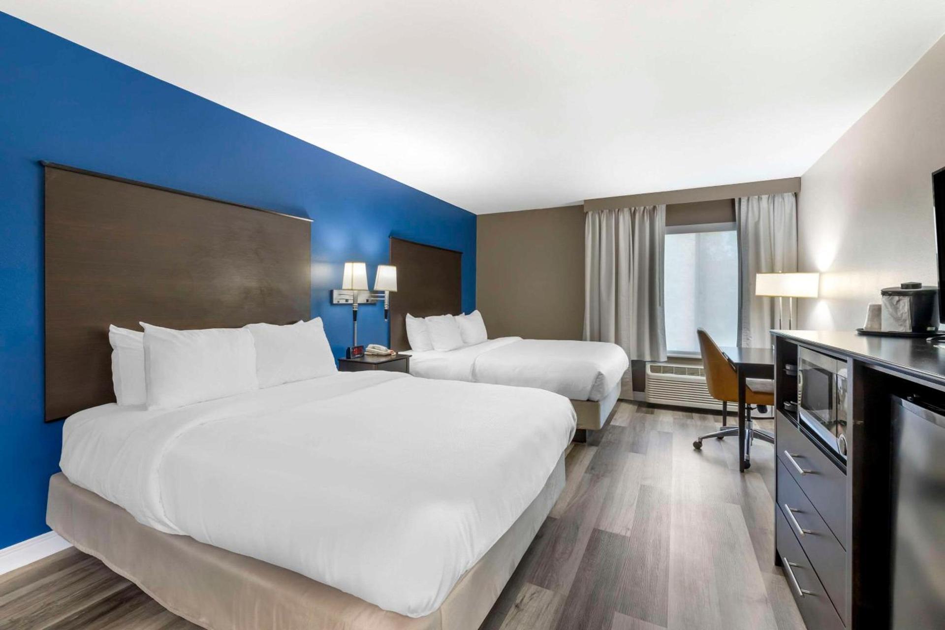 Comfort Inn & Suites New Lisbon photo 17