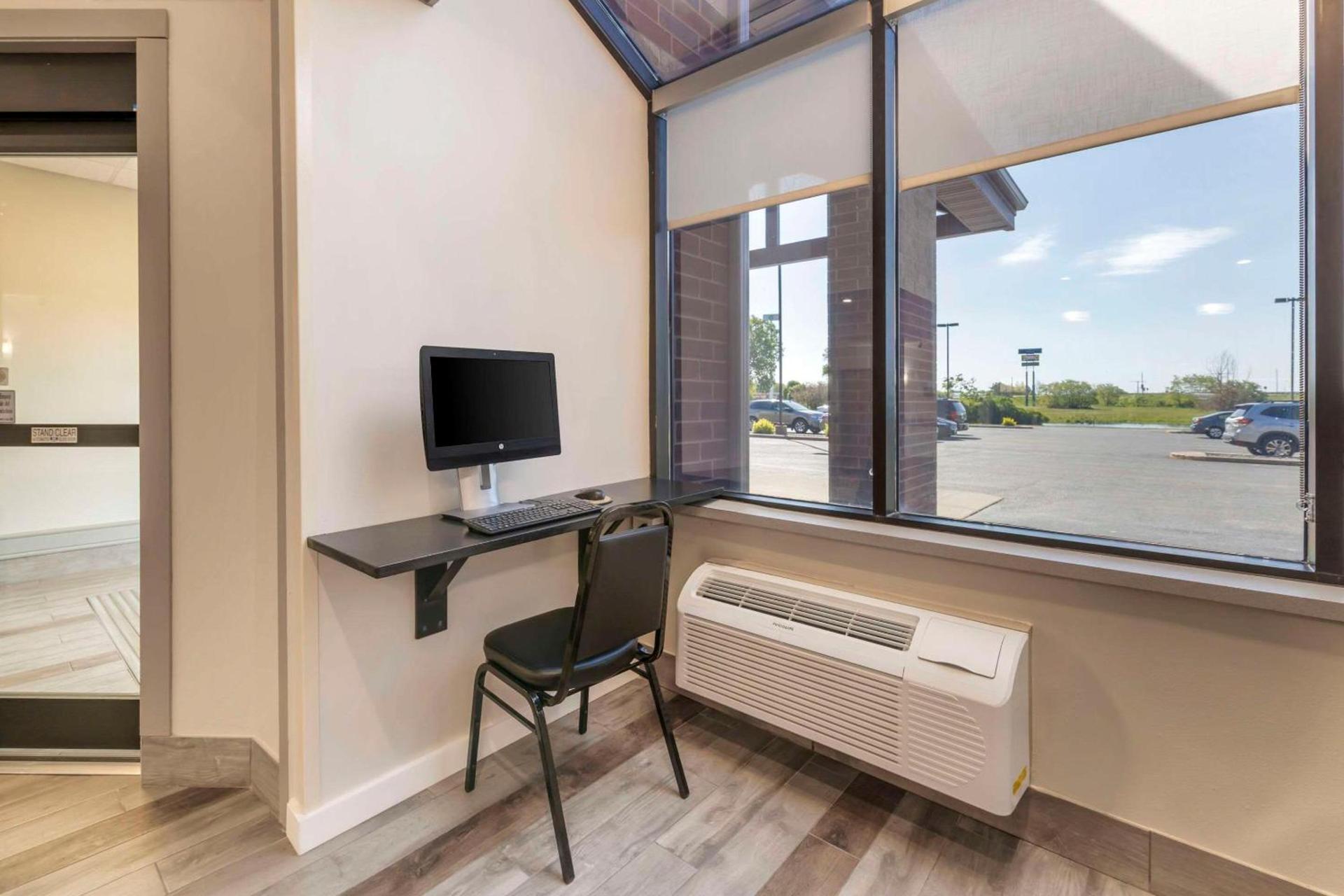 Comfort Inn & Suites New Lisbon photo 35