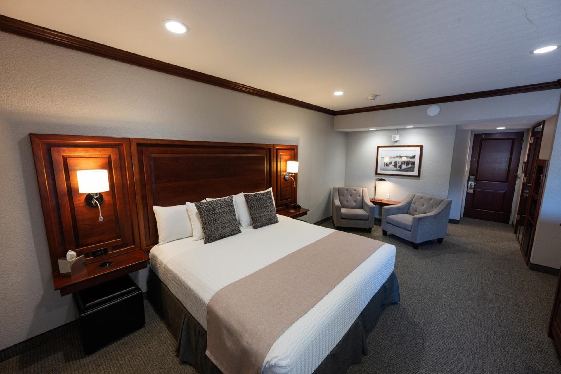 Hillsdale College Dow Hotel and Conference Center photo 51
