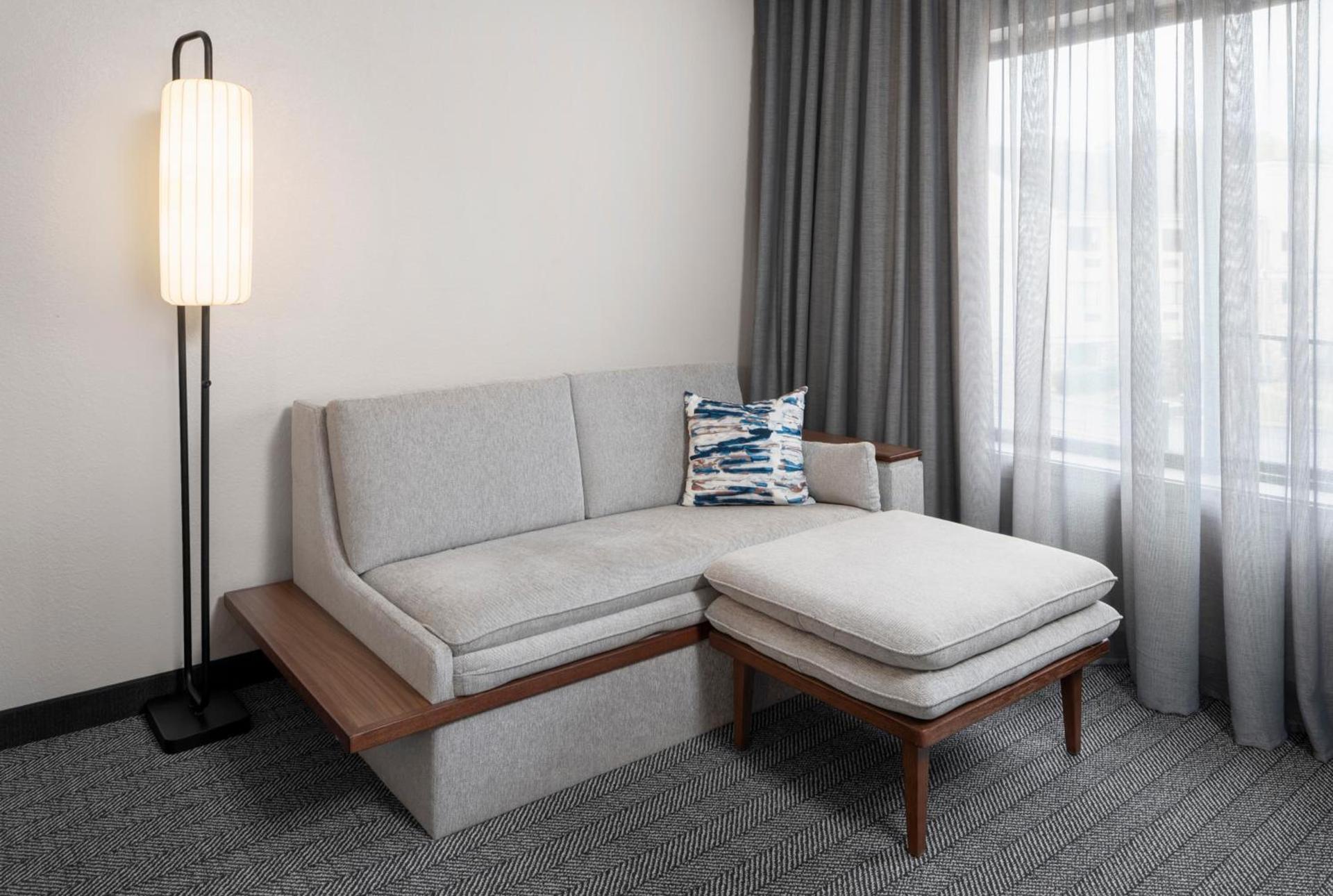 Courtyard by Marriott Little Rock West photo 16