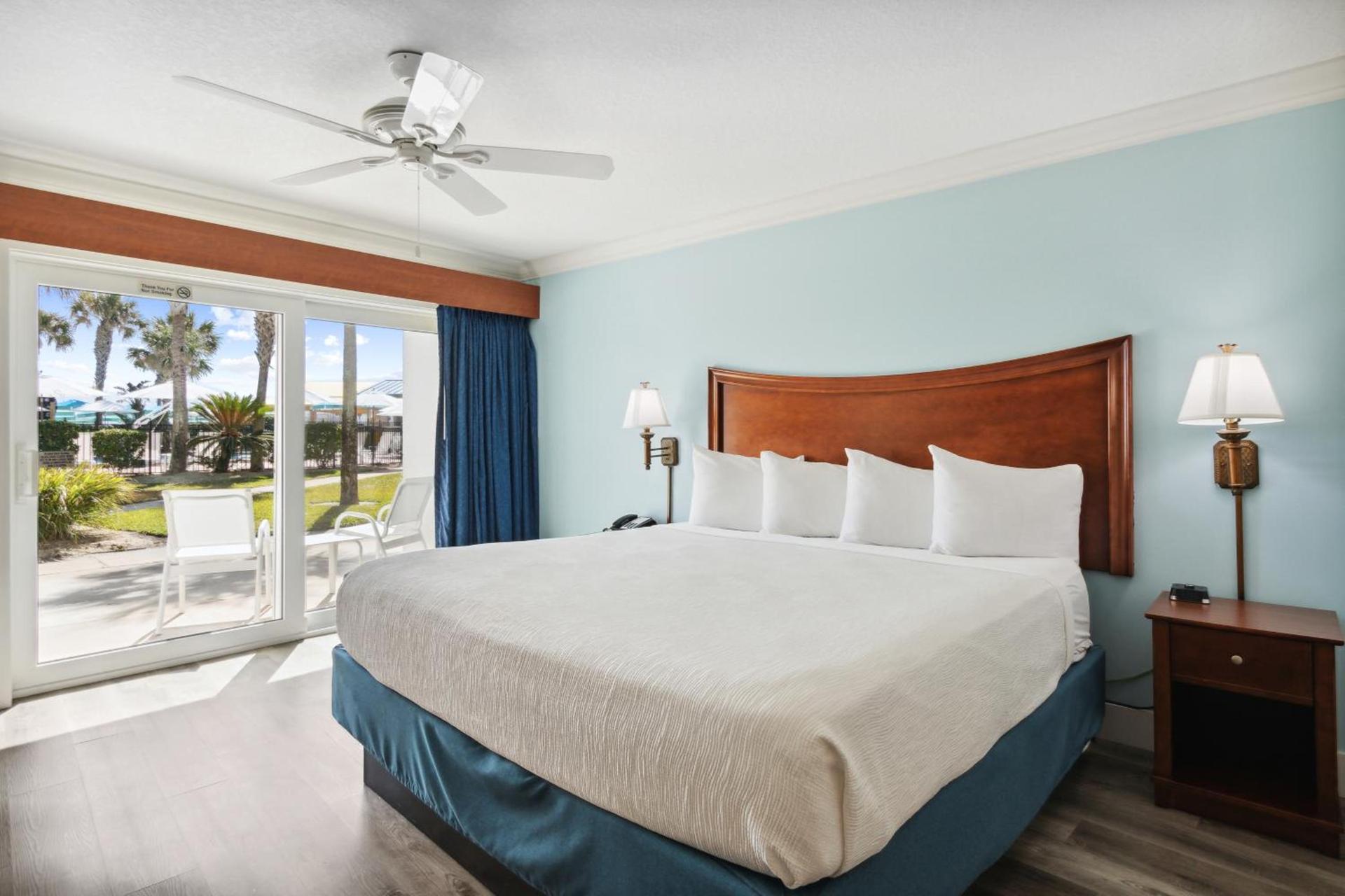 Seahorse Oceanfront Inn photo 21