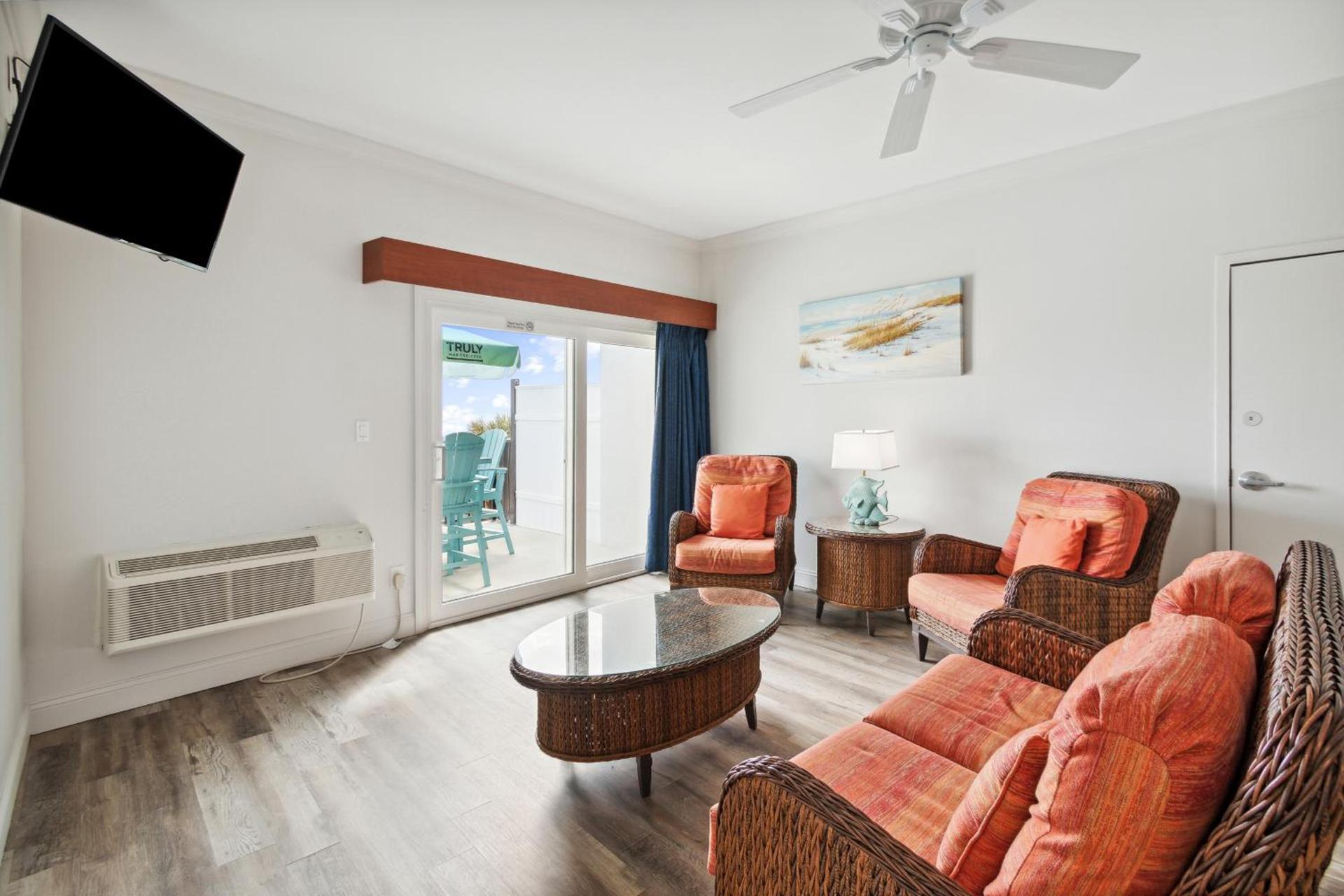 Seahorse Oceanfront Inn photo 66