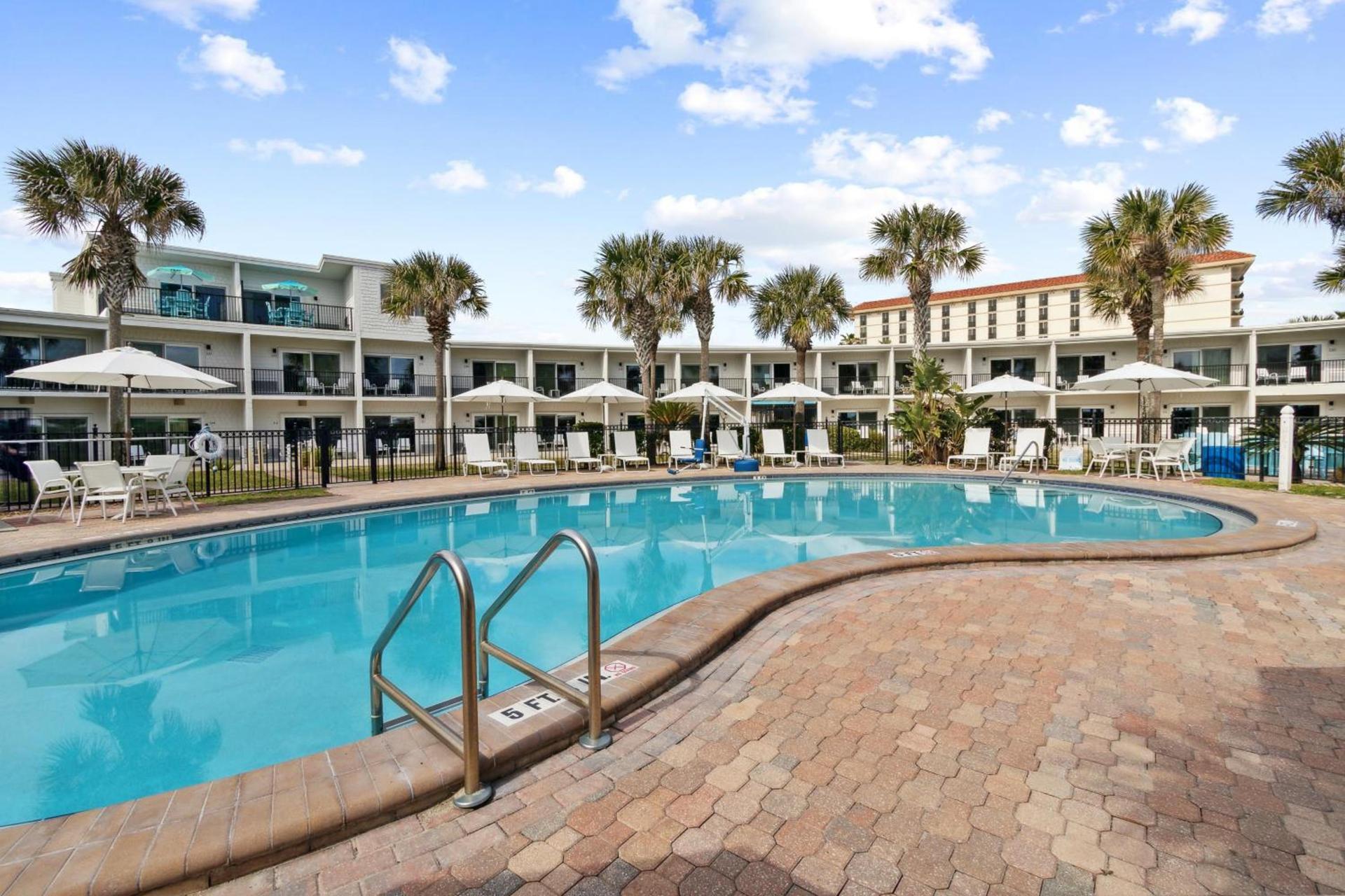 Seahorse Oceanfront Inn photo 78