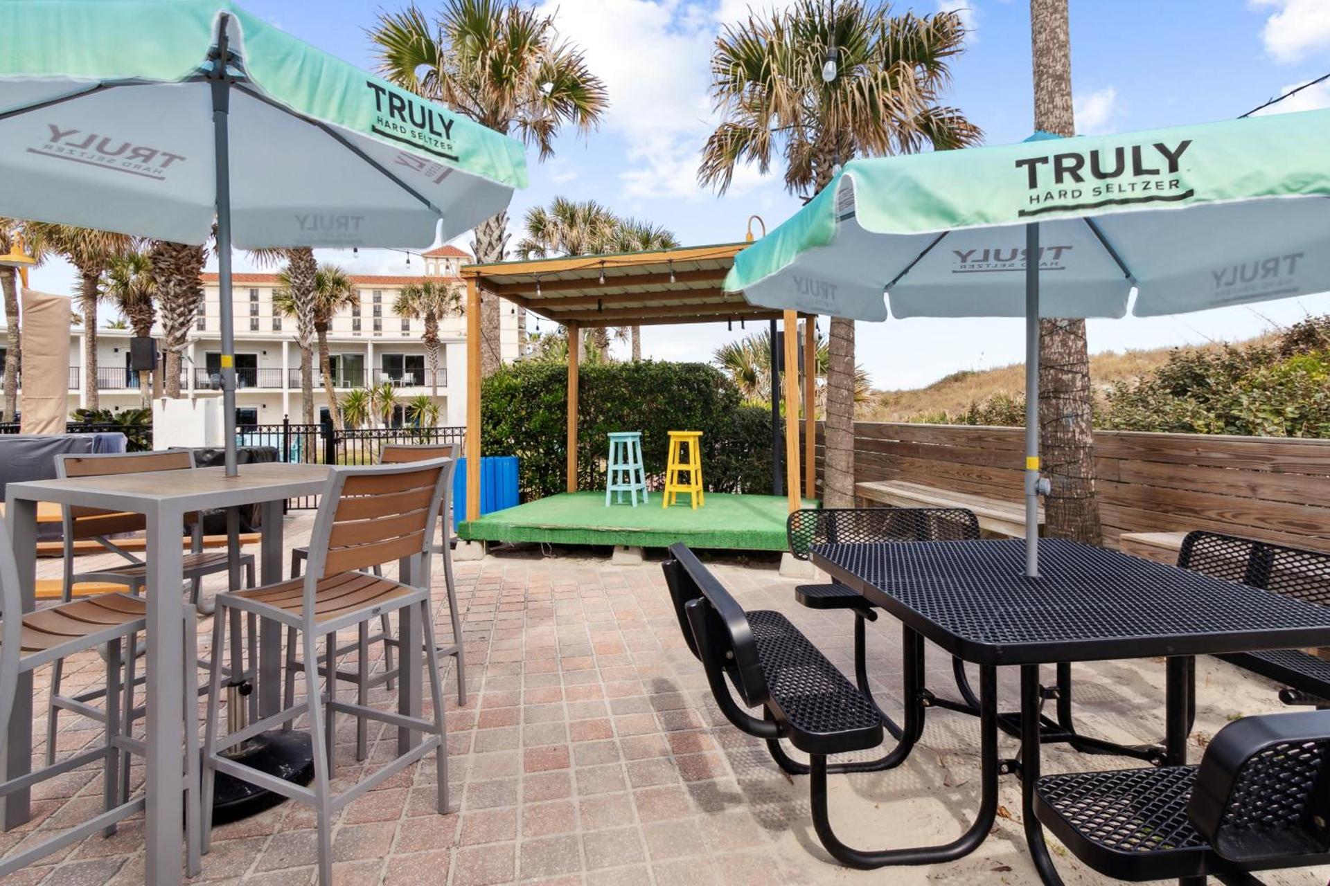 Seahorse Oceanfront Inn photo 13