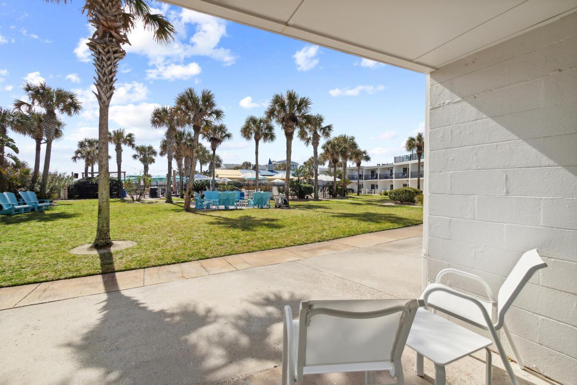 Seahorse Oceanfront Inn photo 30