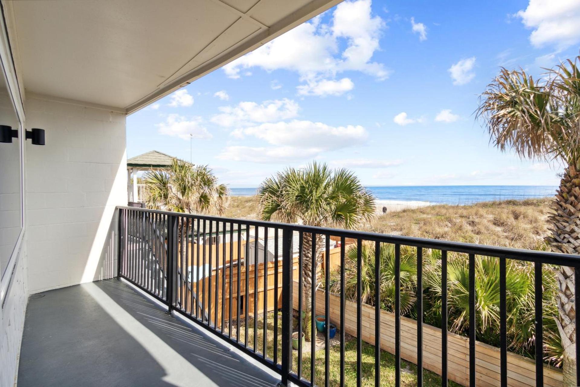 Seahorse Oceanfront Inn photo 52
