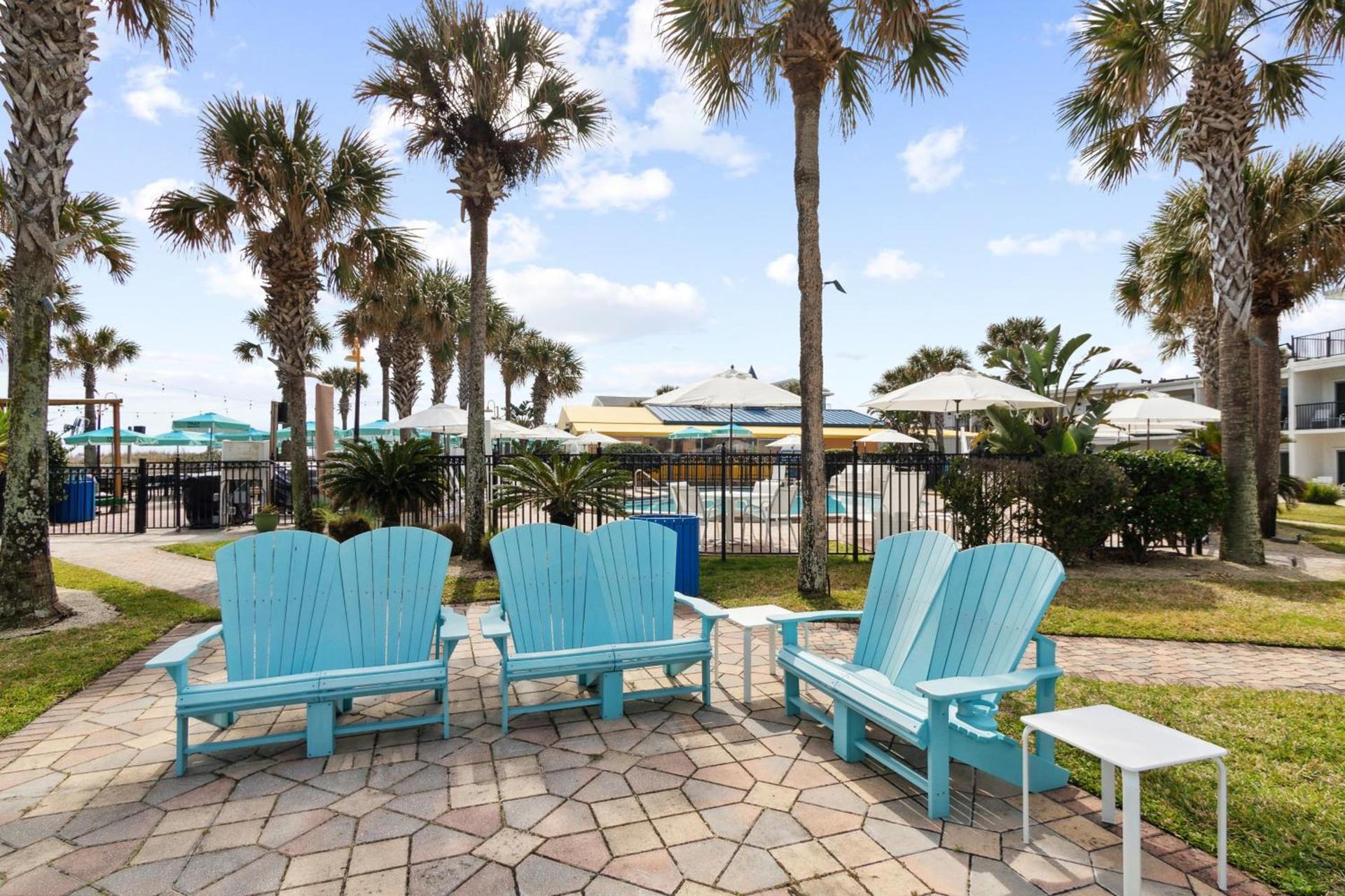 Seahorse Oceanfront Inn photo 81