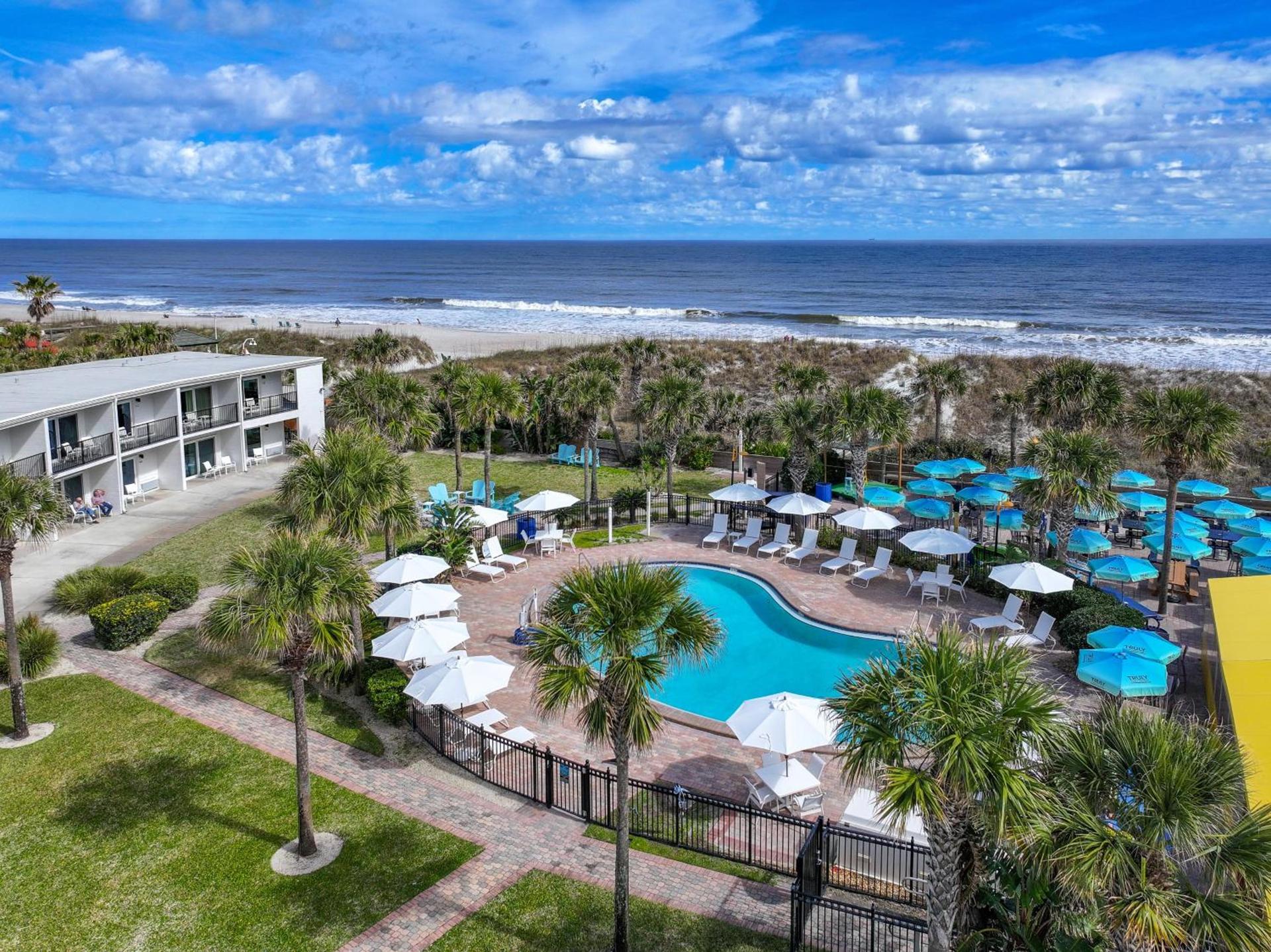 Seahorse Oceanfront Inn photo 79