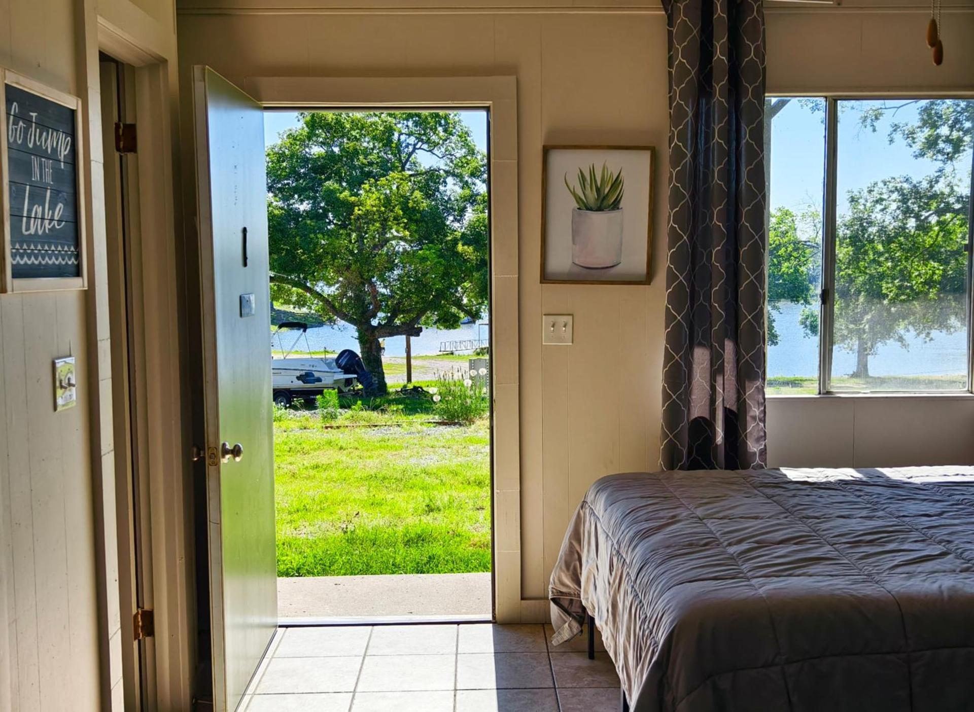 Lake Hudson Inn photo 14
