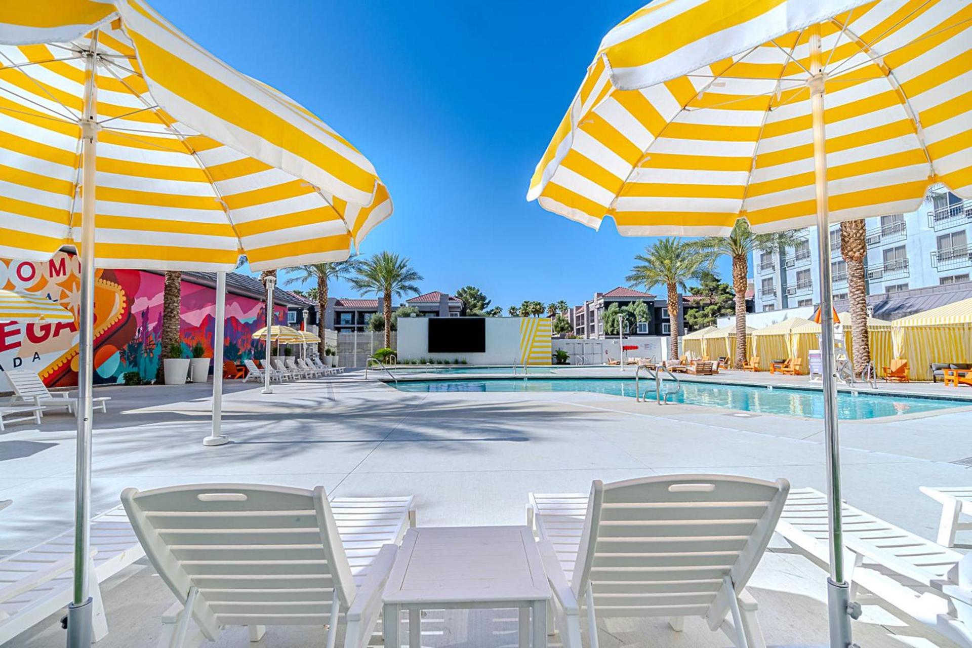 OYO Hotel and Casino Las Vegas photo 2