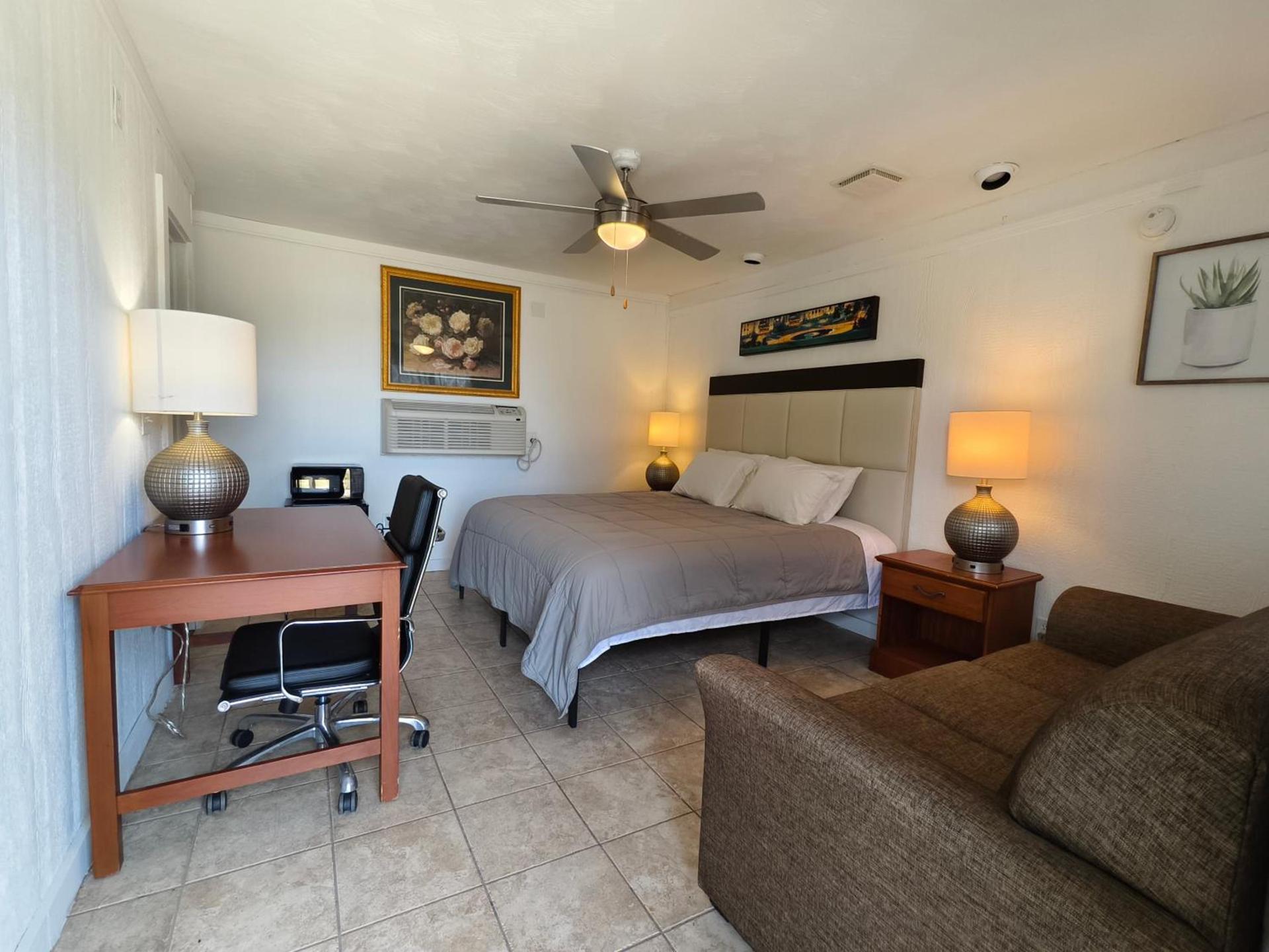 Lake Hudson Inn photo 9