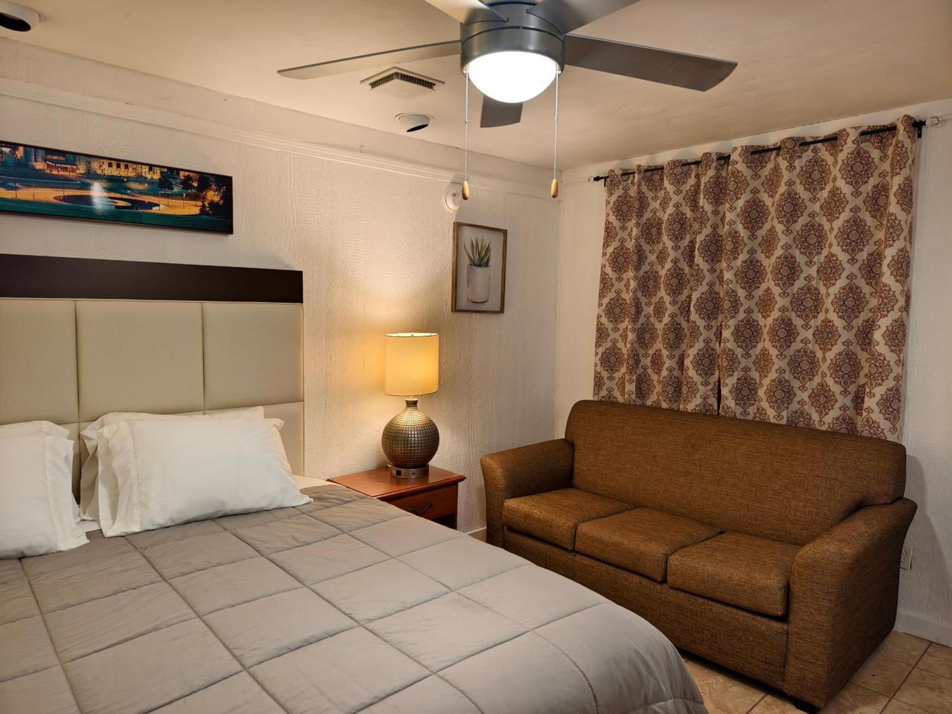 Lake Hudson Inn photo 3
