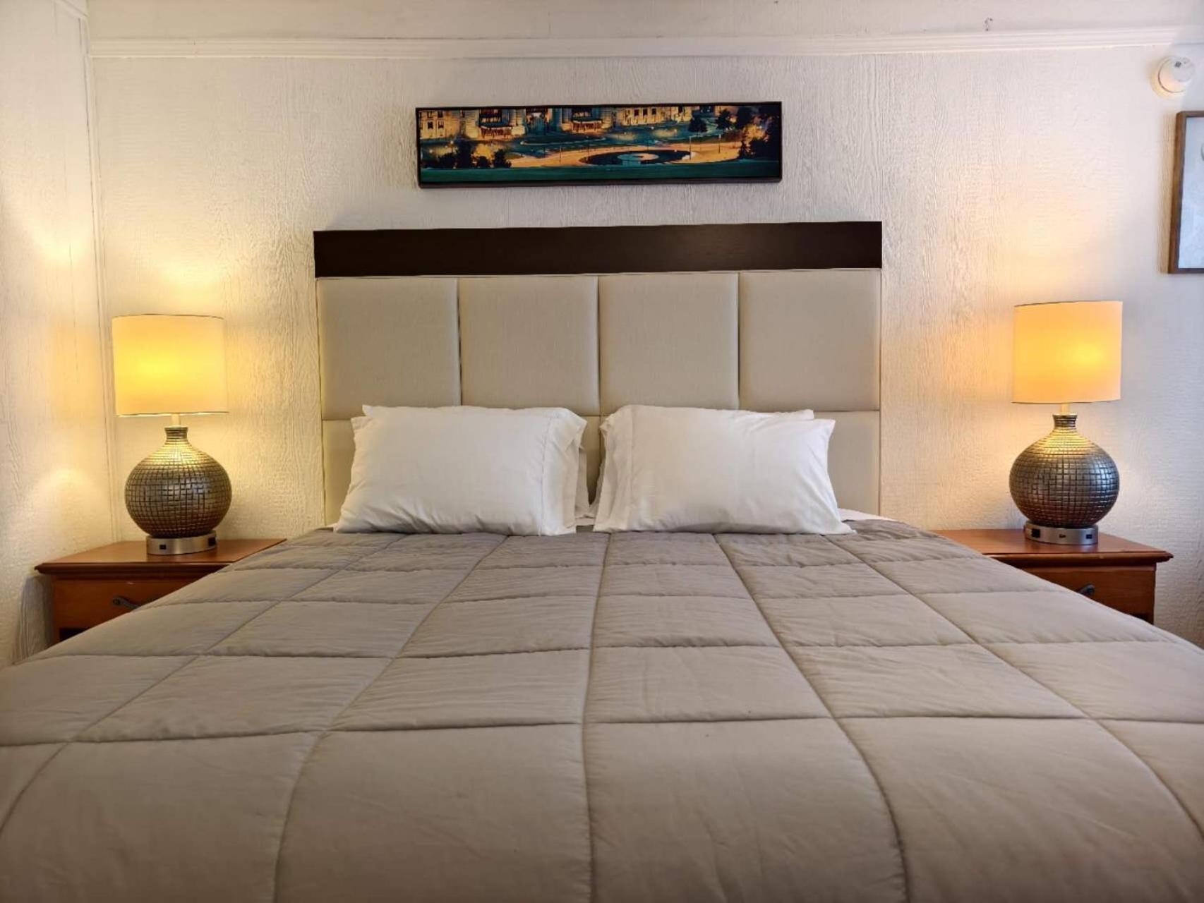 Lake Hudson Inn photo 8