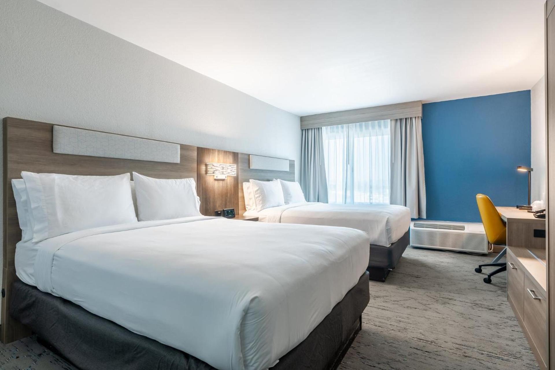 Holiday Inn Express Van Nuys by IHG photo 22
