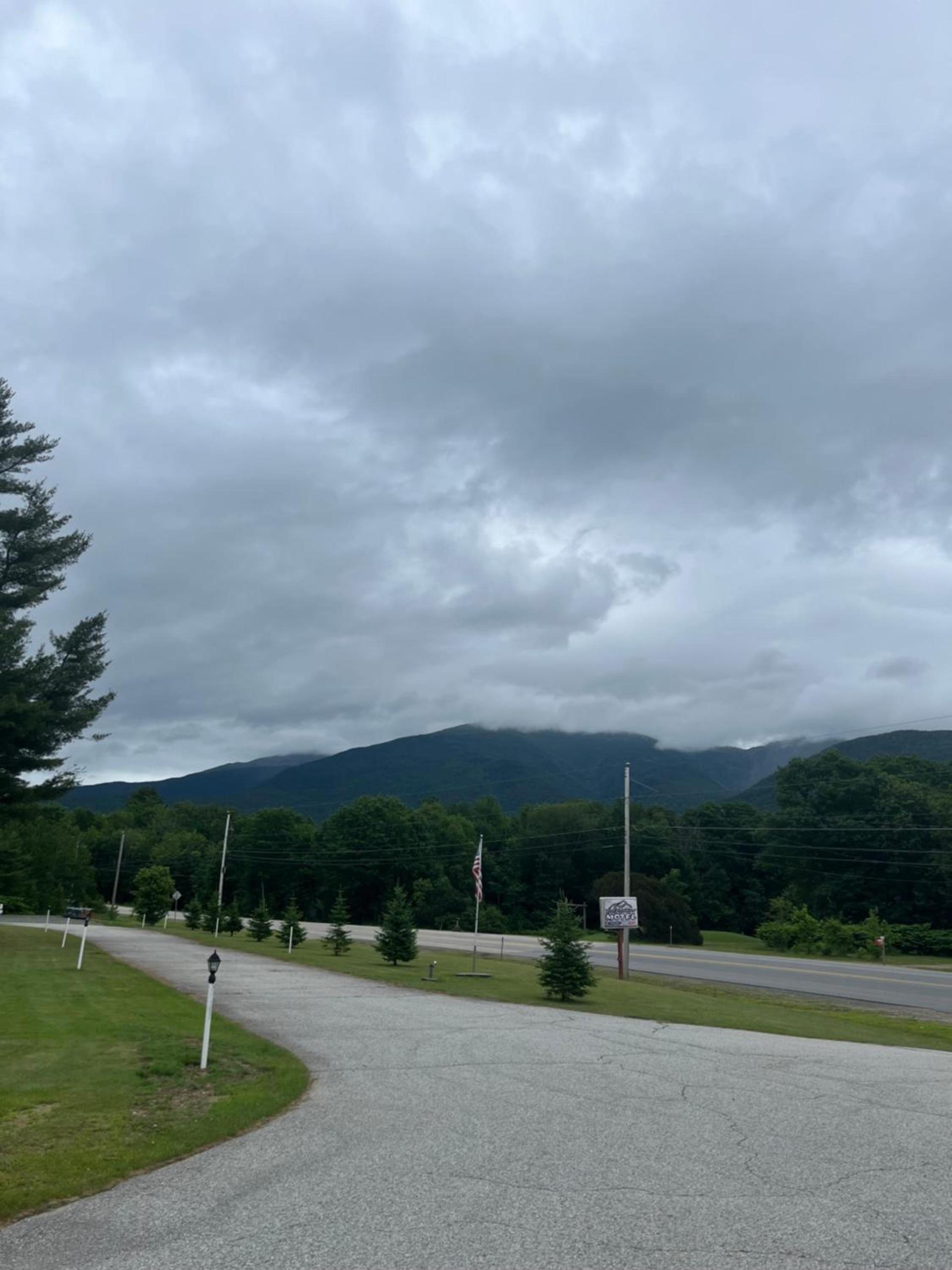 Mount Jefferson View photo 75