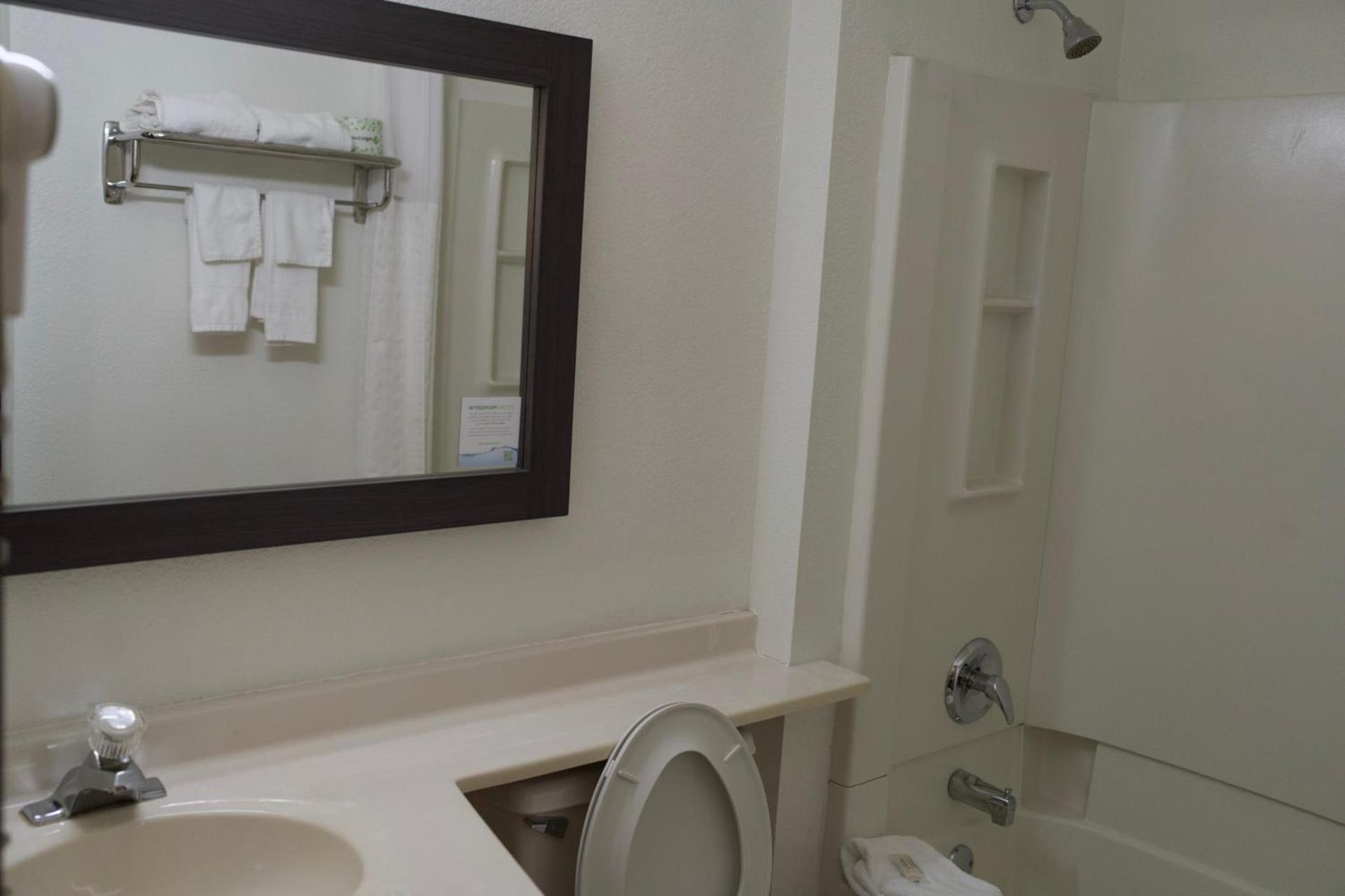 Quality Inn Johnstown photo 26