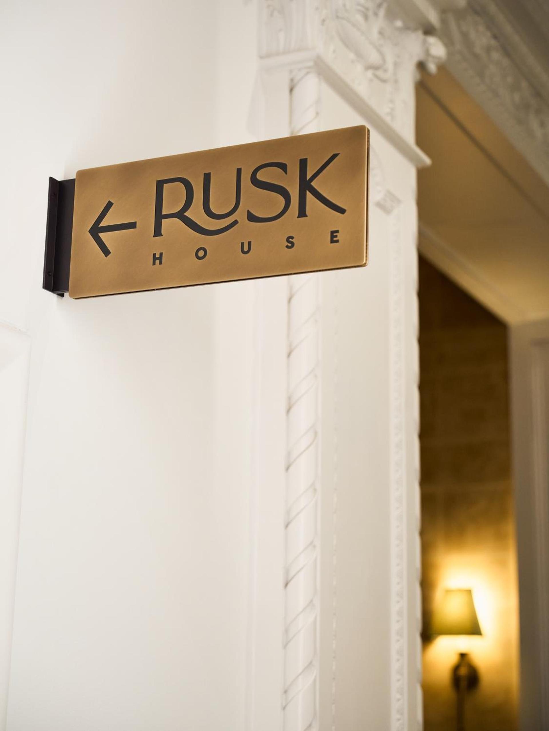 Rusk House Serviced Apartments photo 2