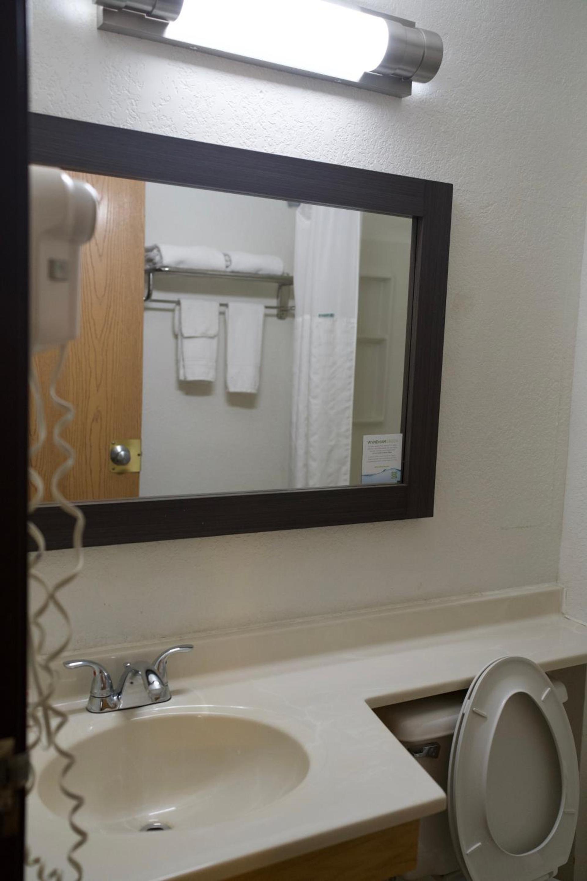 Quality Inn Johnstown photo 38