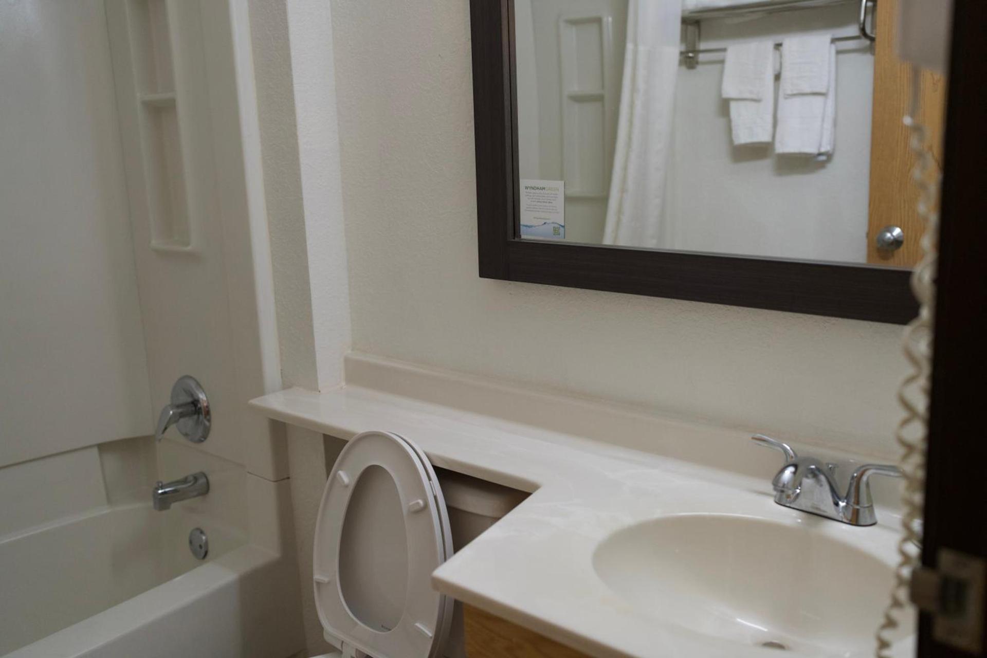 Quality Inn Johnstown photo 42