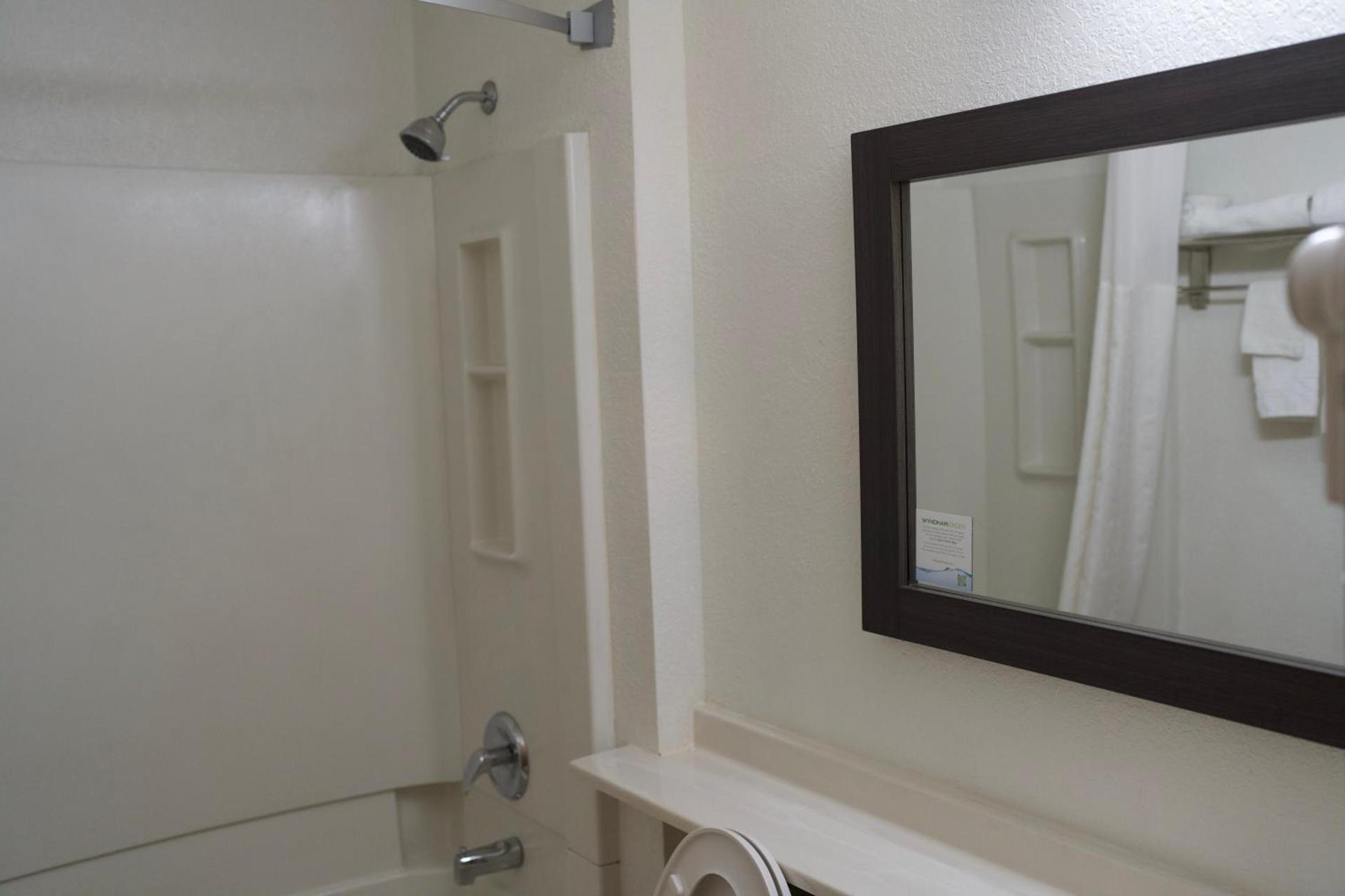 Quality Inn Johnstown photo 45