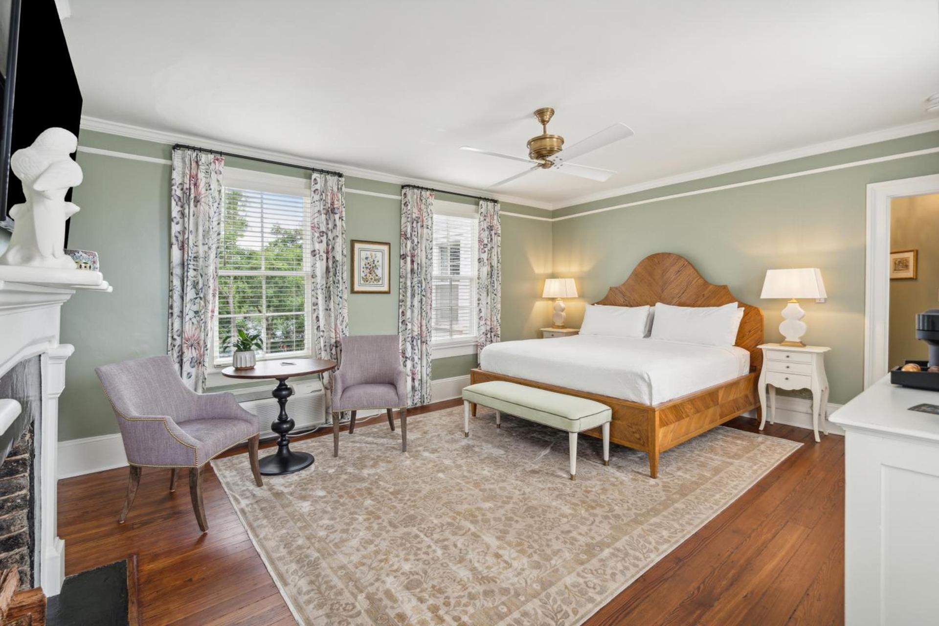 Cuthbert House photo 40
