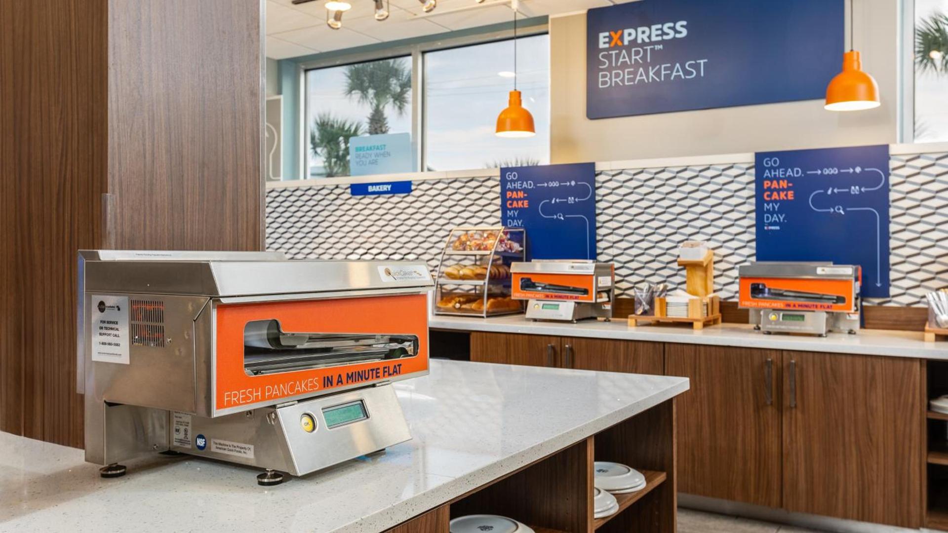 Holiday Inn Express & Suites Panama City Beach - Beachfront by IHG photo 48