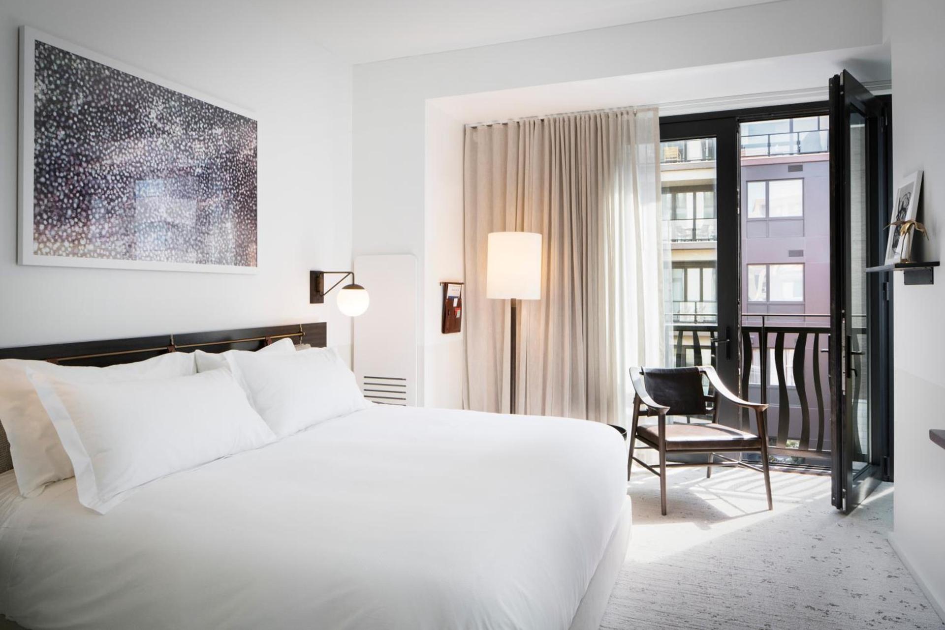 Halcyon, a hotel in Cherry Creek, Denver photo 2