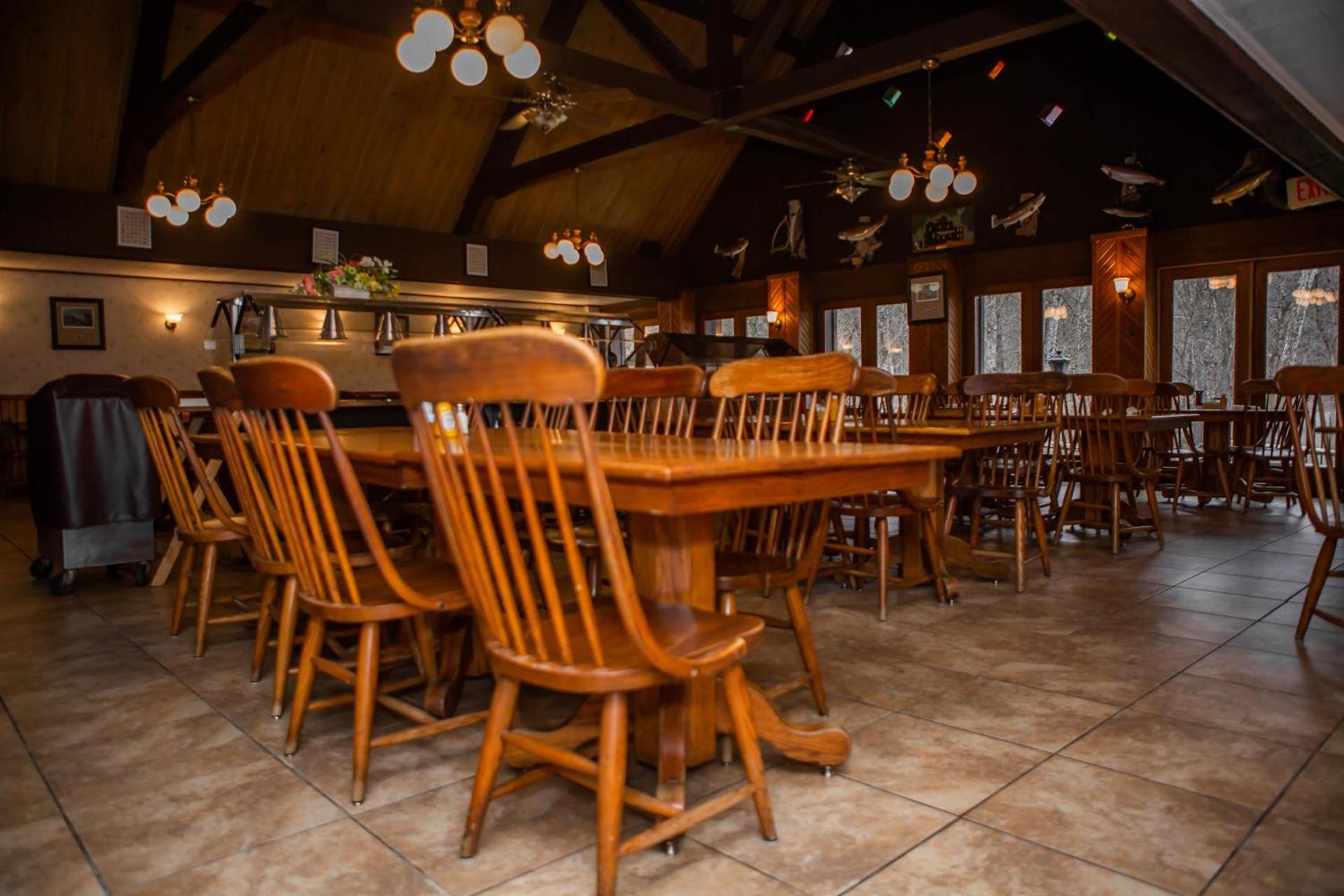 Montauk Lodge photo 18