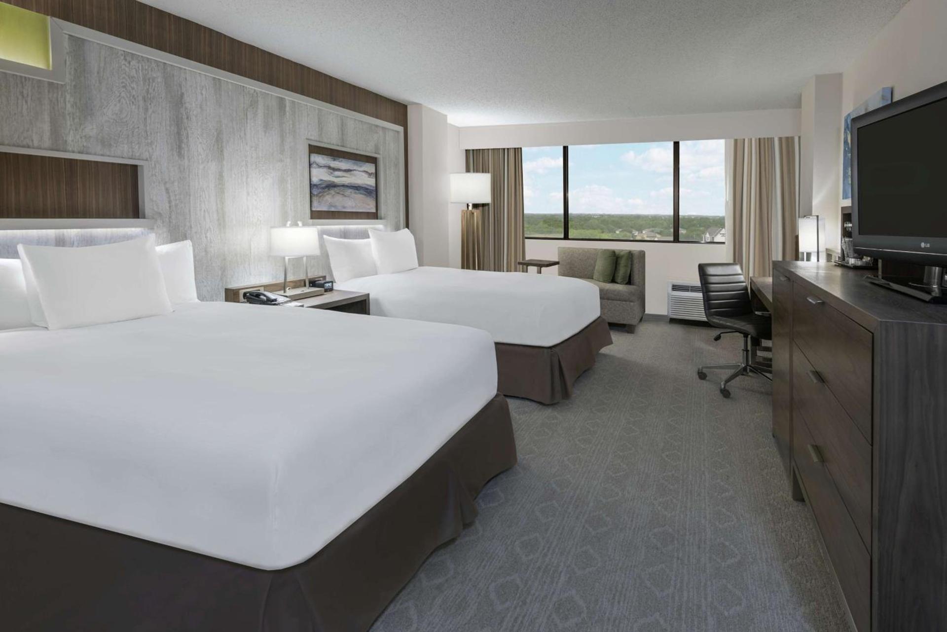 Hilton College Station & Conference Center photo 26