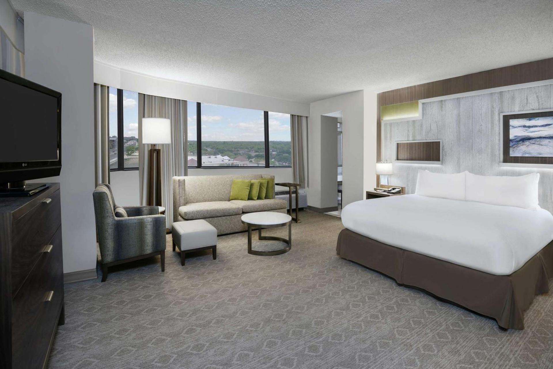 Hilton College Station & Conference Center photo 31