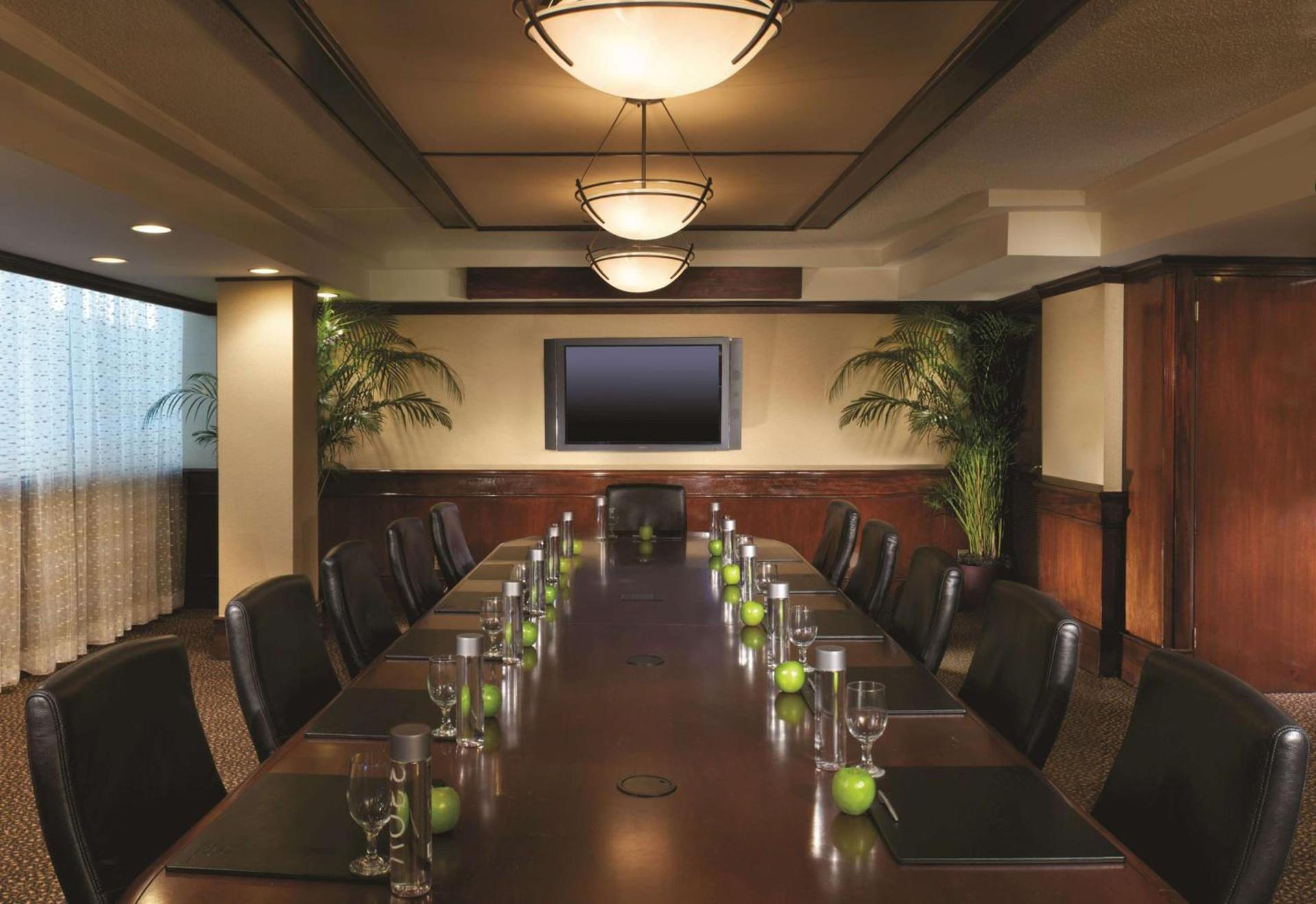 Hilton College Station & Conference Center photo 47