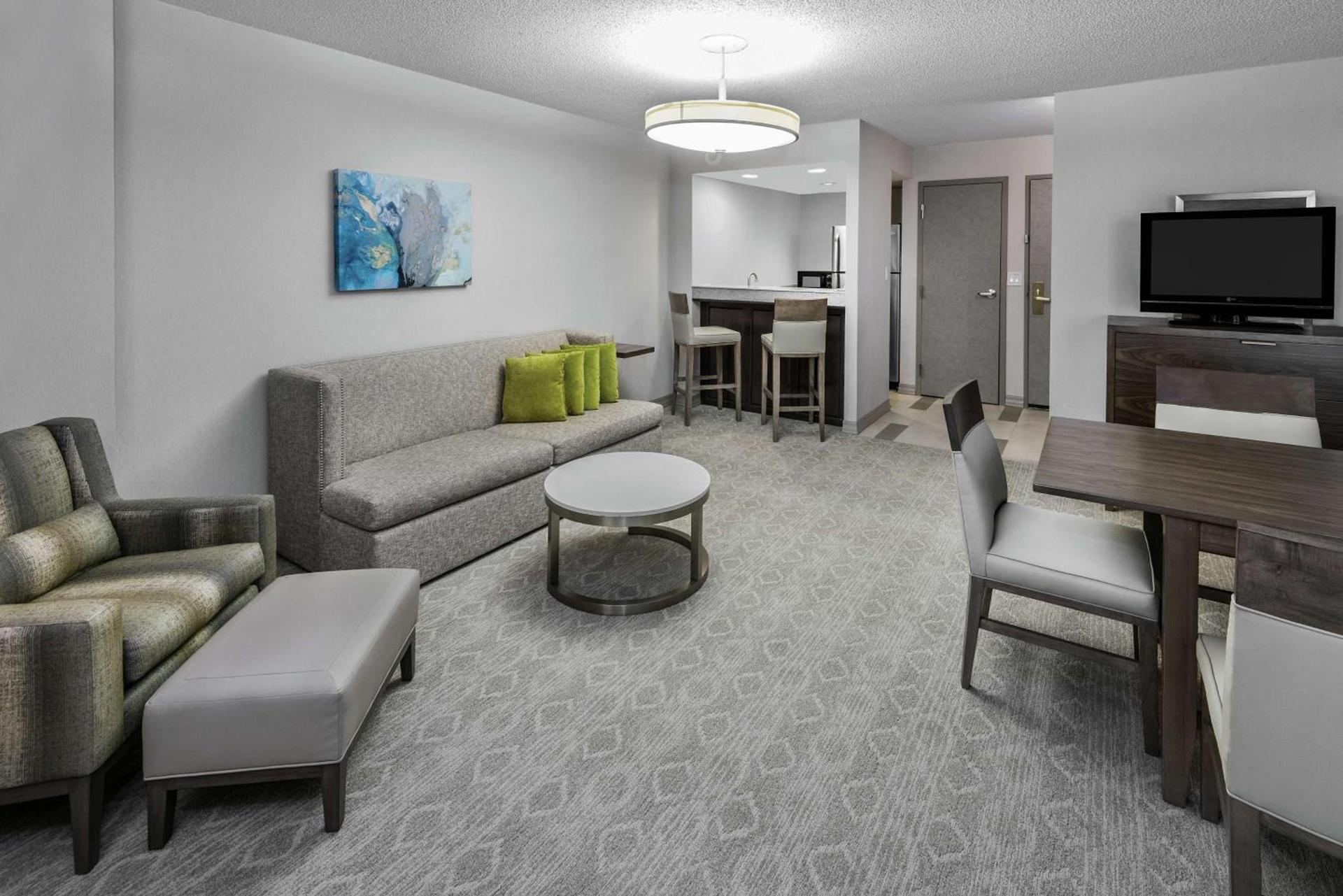 Hilton College Station & Conference Center photo 62